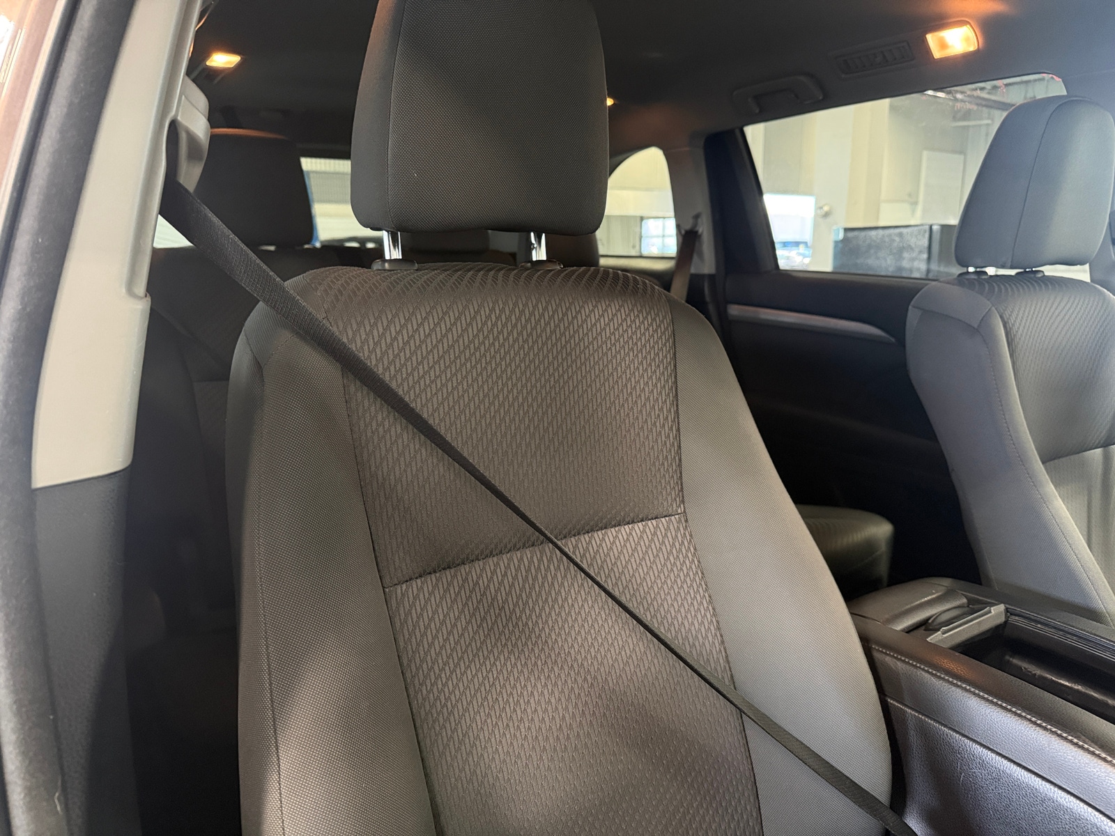 Thumbnail: 2018 Toyota Highlander - 2