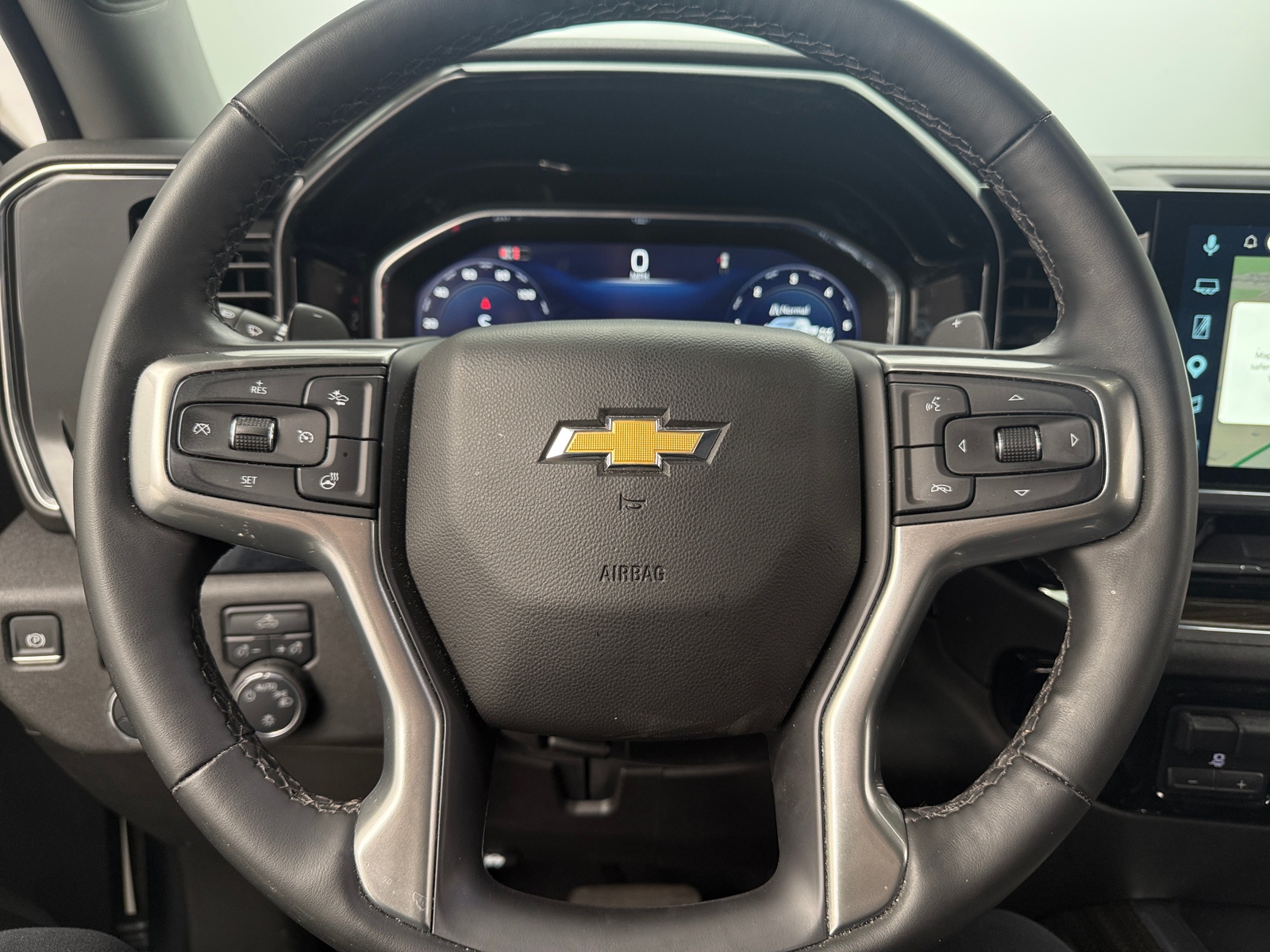 Thumbnail: 2025 Chevrolet Silverado 1500 - 5