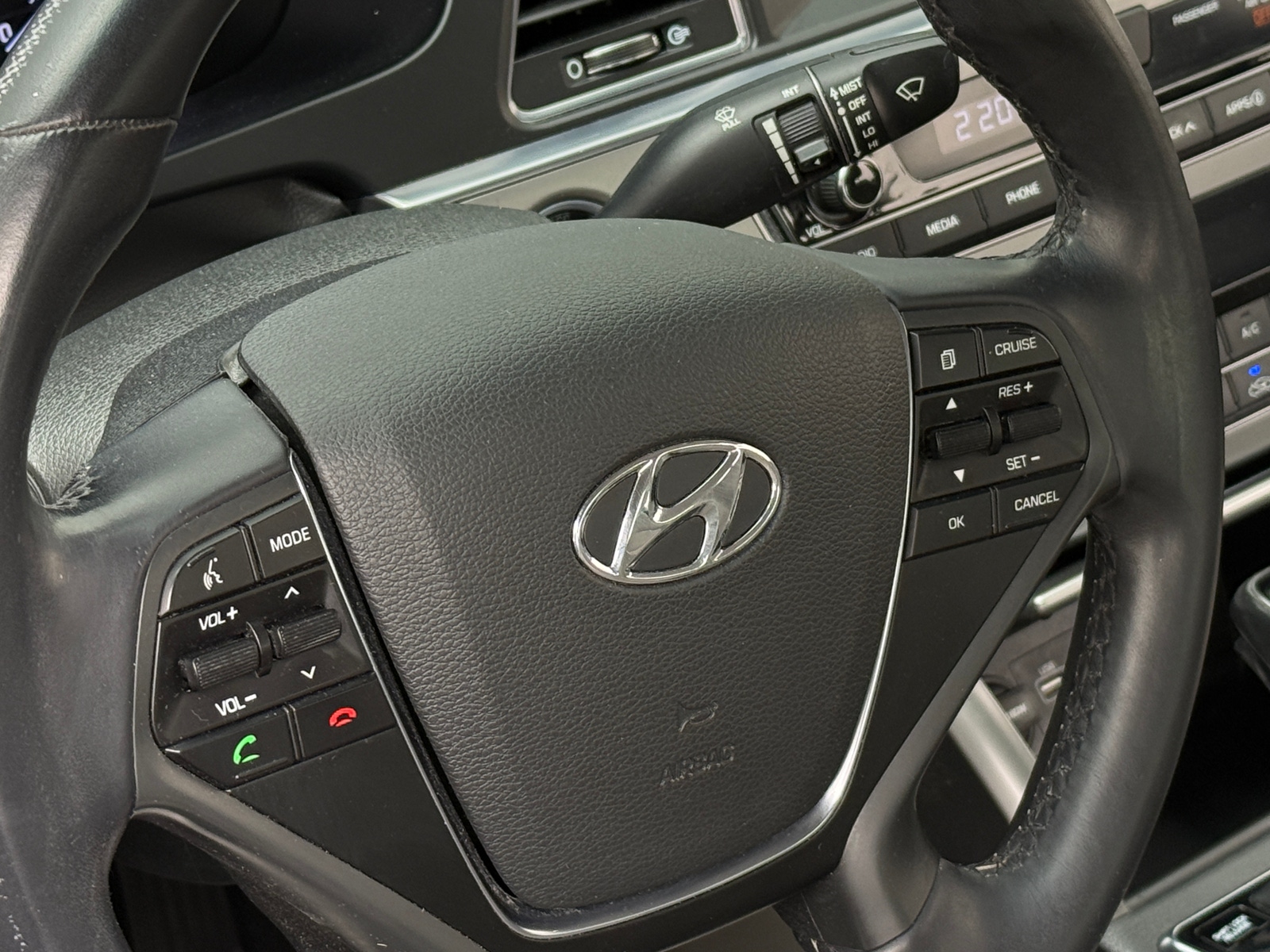 Thumbnail: 2016 Hyundai Sonata - 5