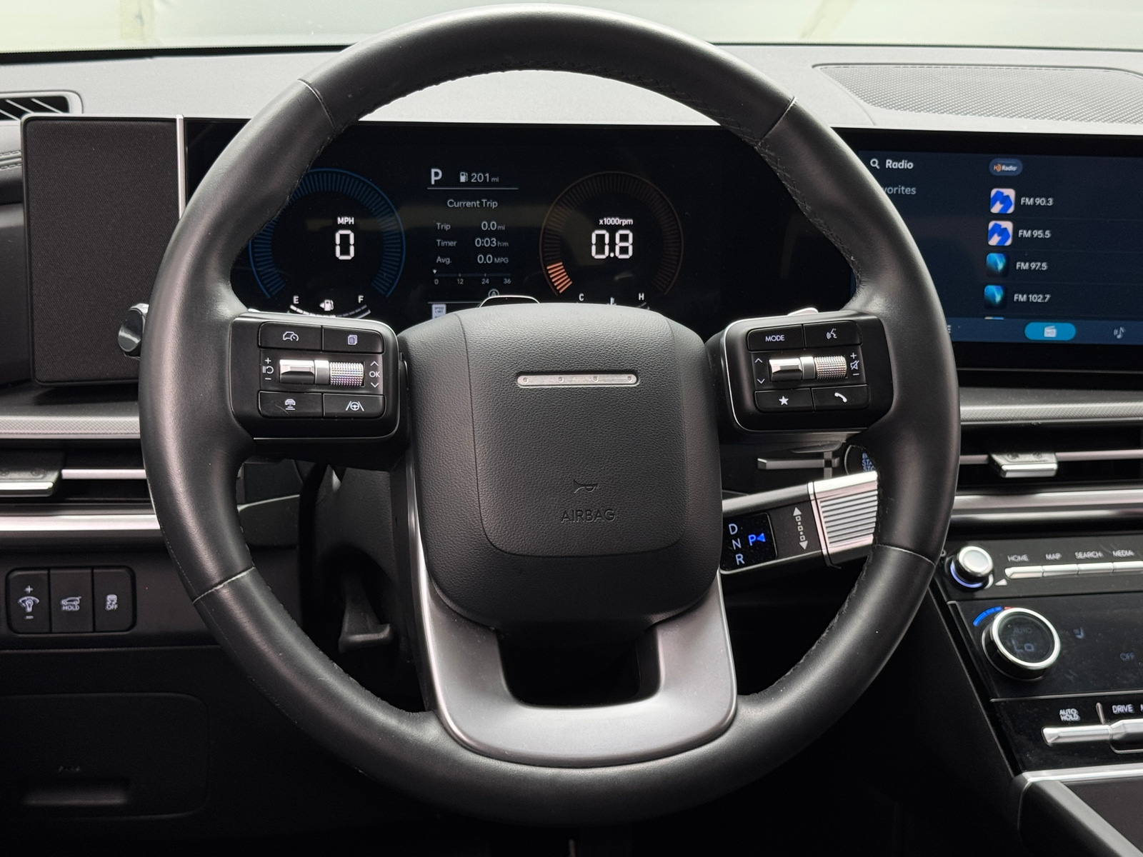 Thumbnail: 2025 Hyundai Santa Fe - 4