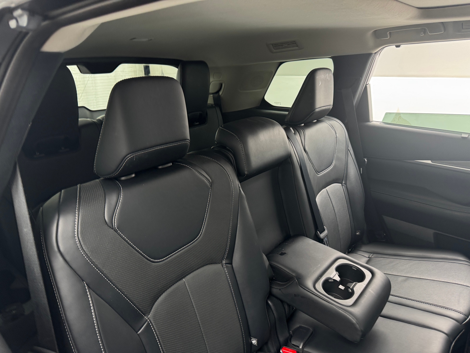 Thumbnail: 2023 INFINITI QX60 - 5