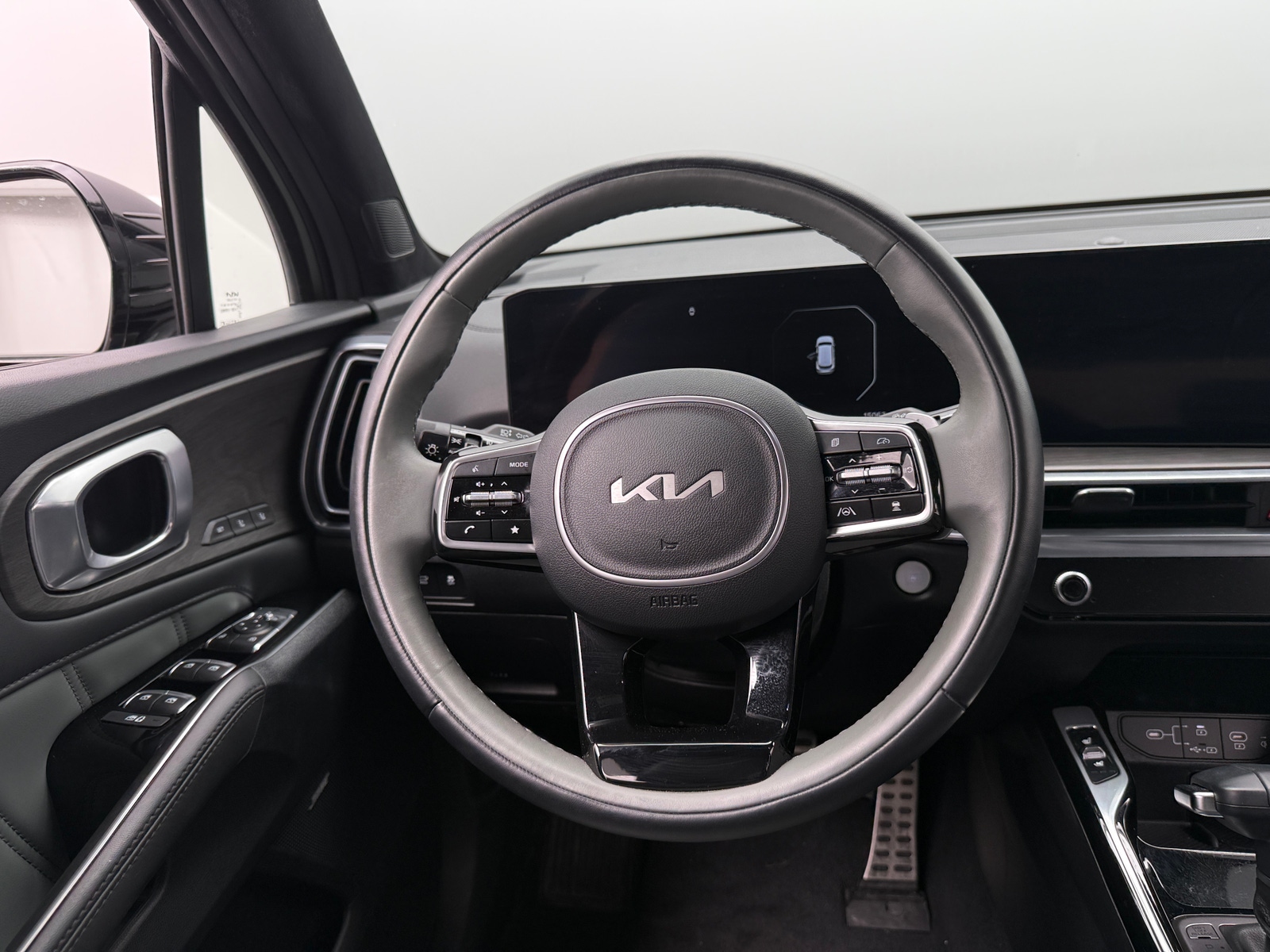 Thumbnail: 2025 Kia Sorento - 4