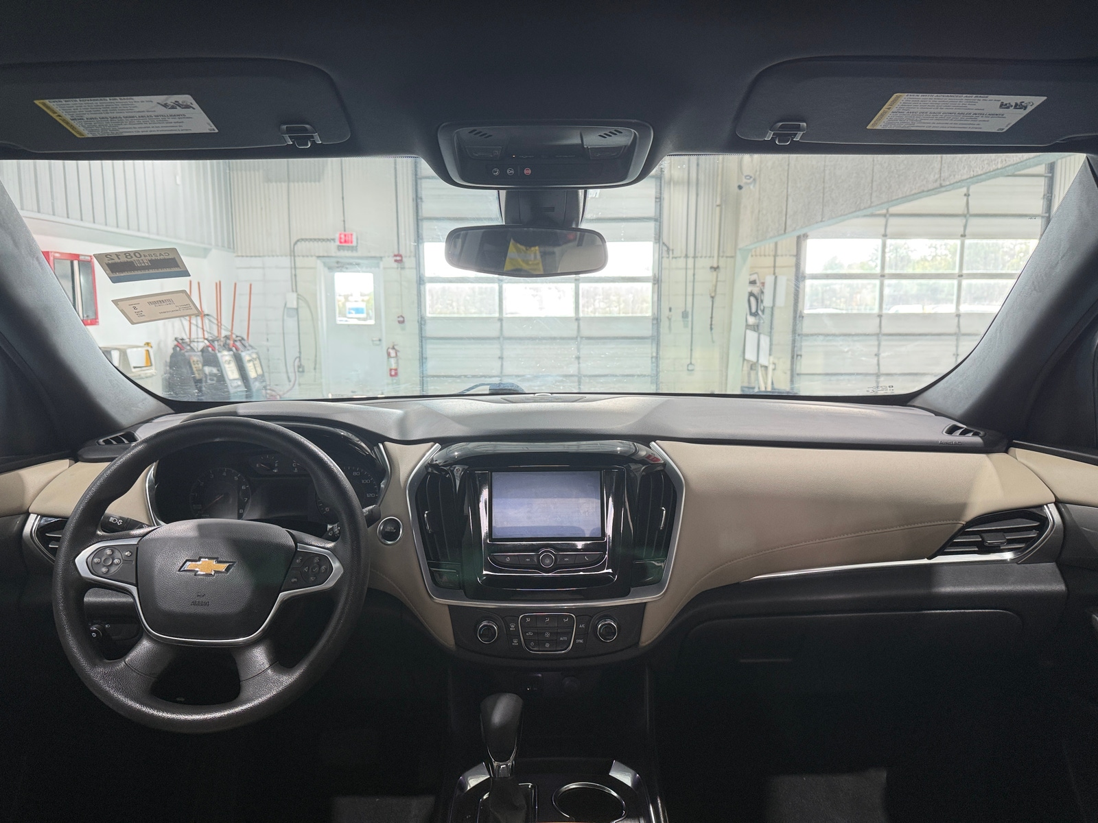 Thumbnail: 2022 Chevrolet Traverse - 3