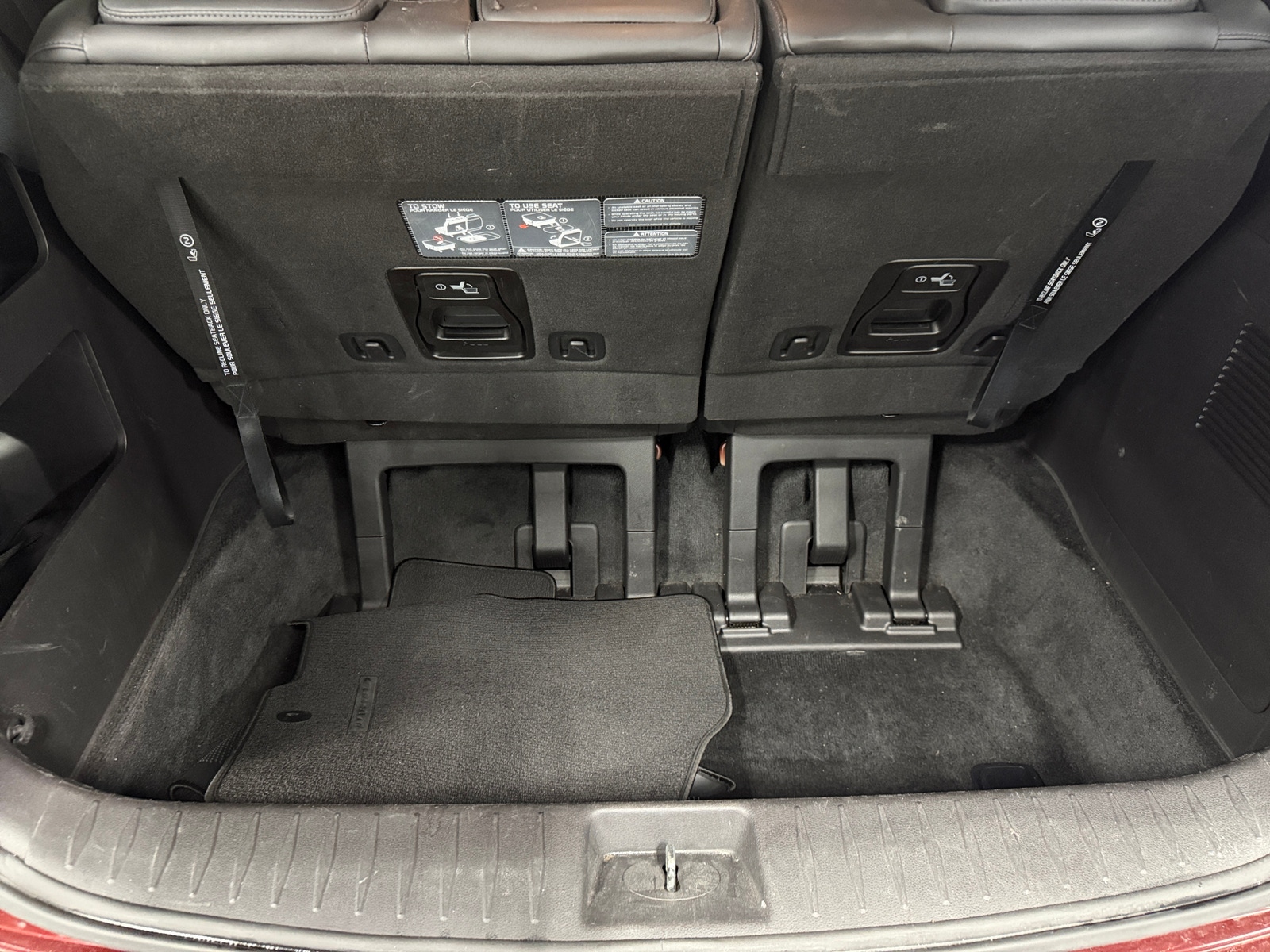Thumbnail: 2023 Kia Carnival - 6