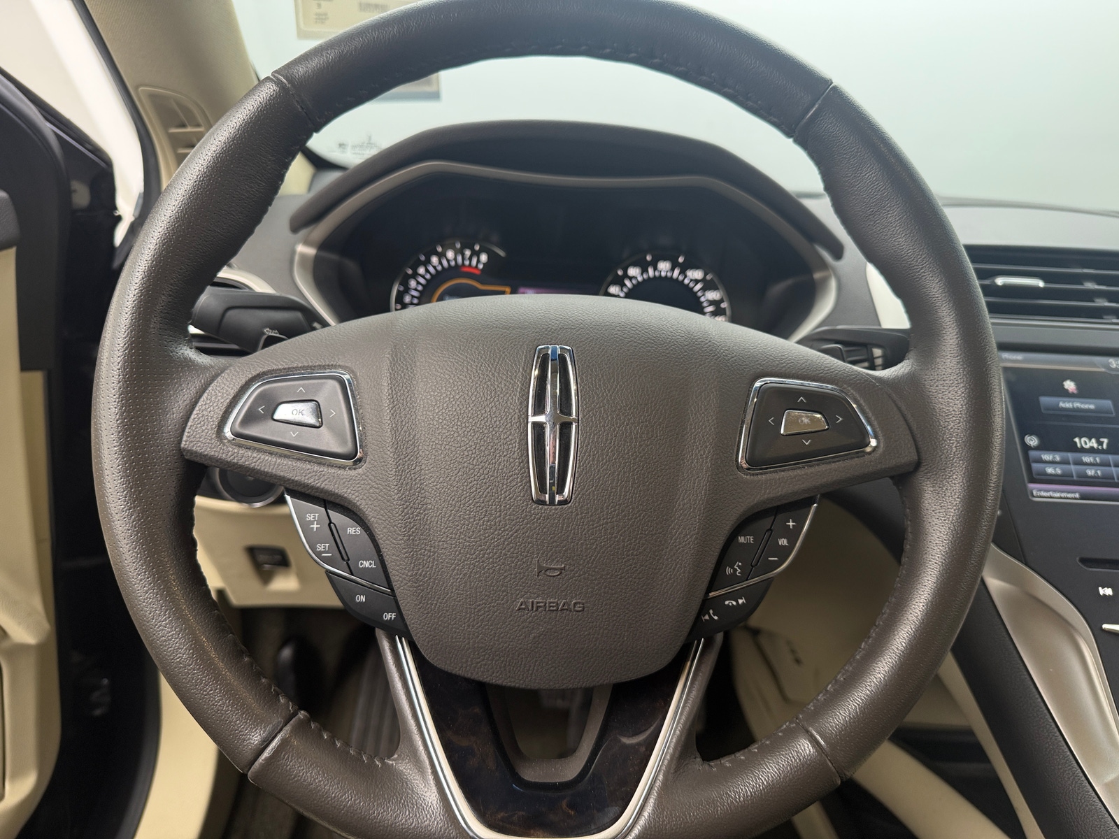 Thumbnail: 2013 Lincoln MKZ - 4
