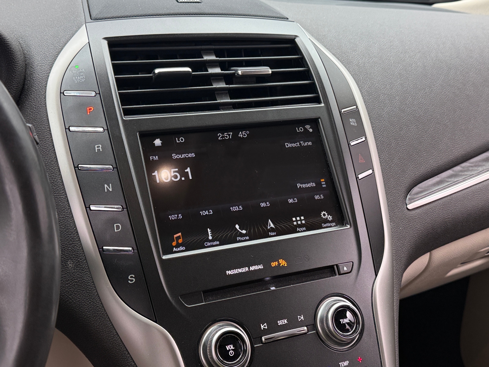 Thumbnail: 2019 Lincoln MKC - 3