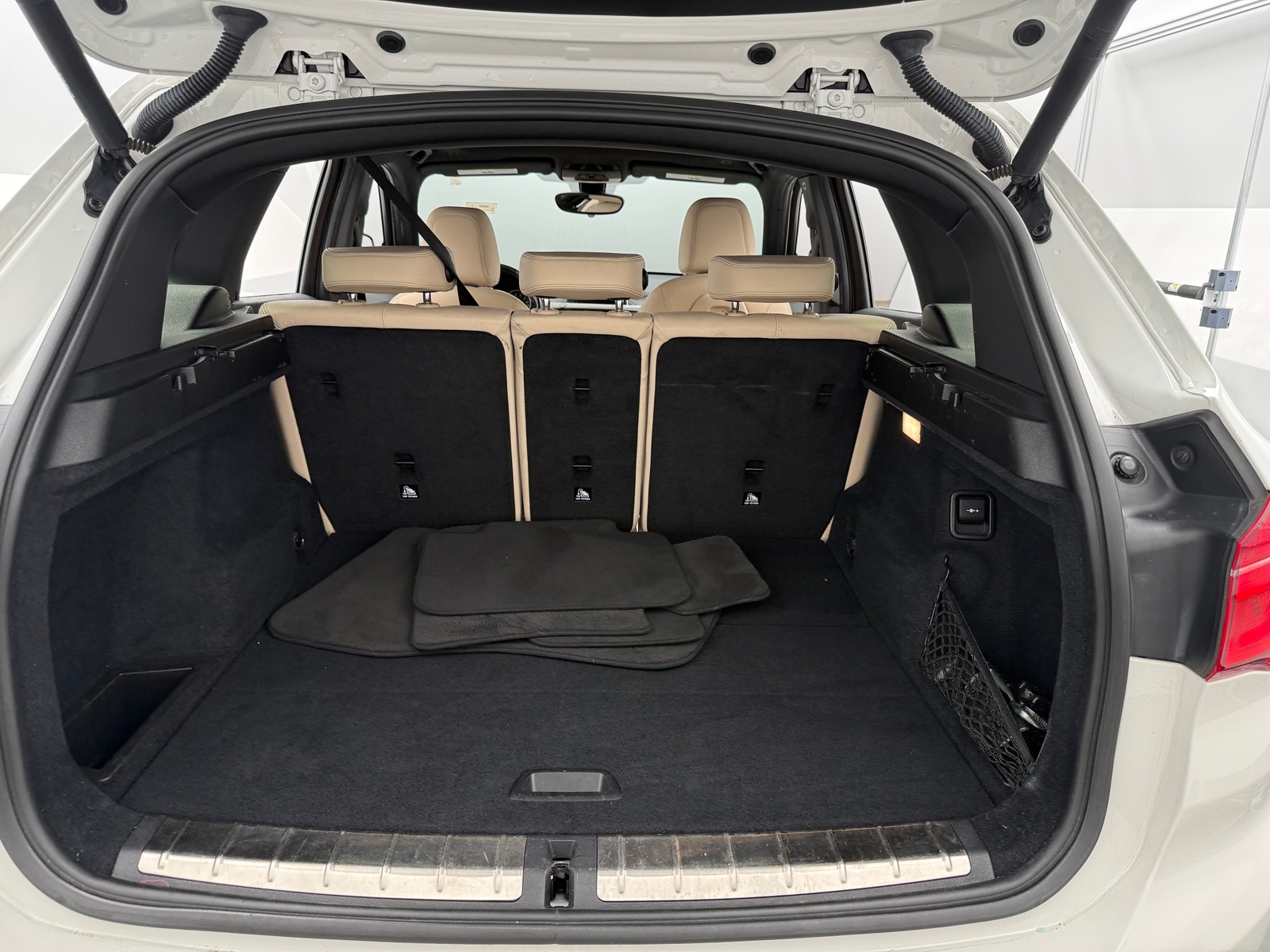 Thumbnail: 2017 BMW X1 - 6