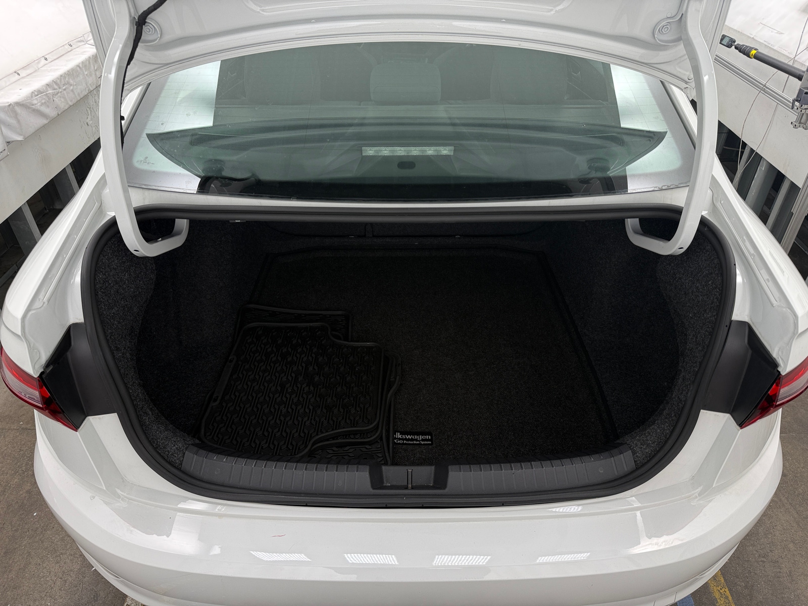 Thumbnail: 2019 Volkswagen Jetta - 7