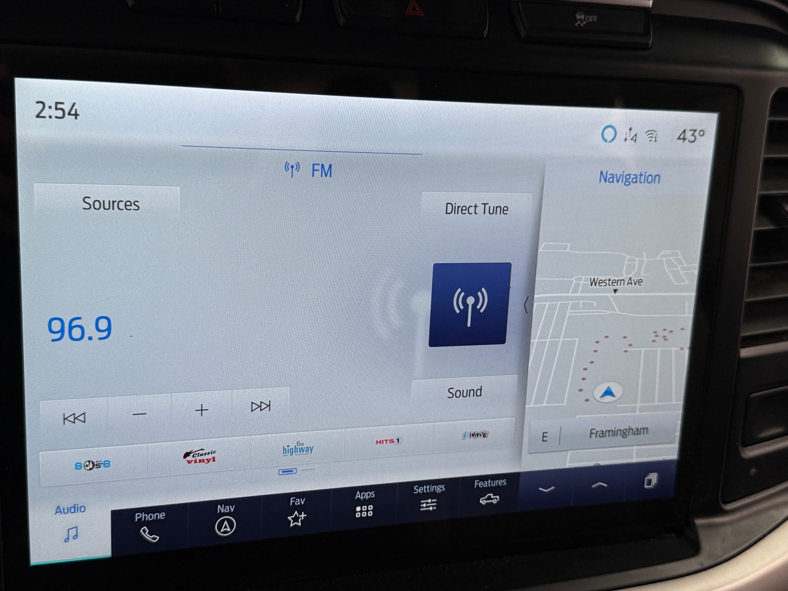 Thumbnail: 2021 Ford Econoline - 4