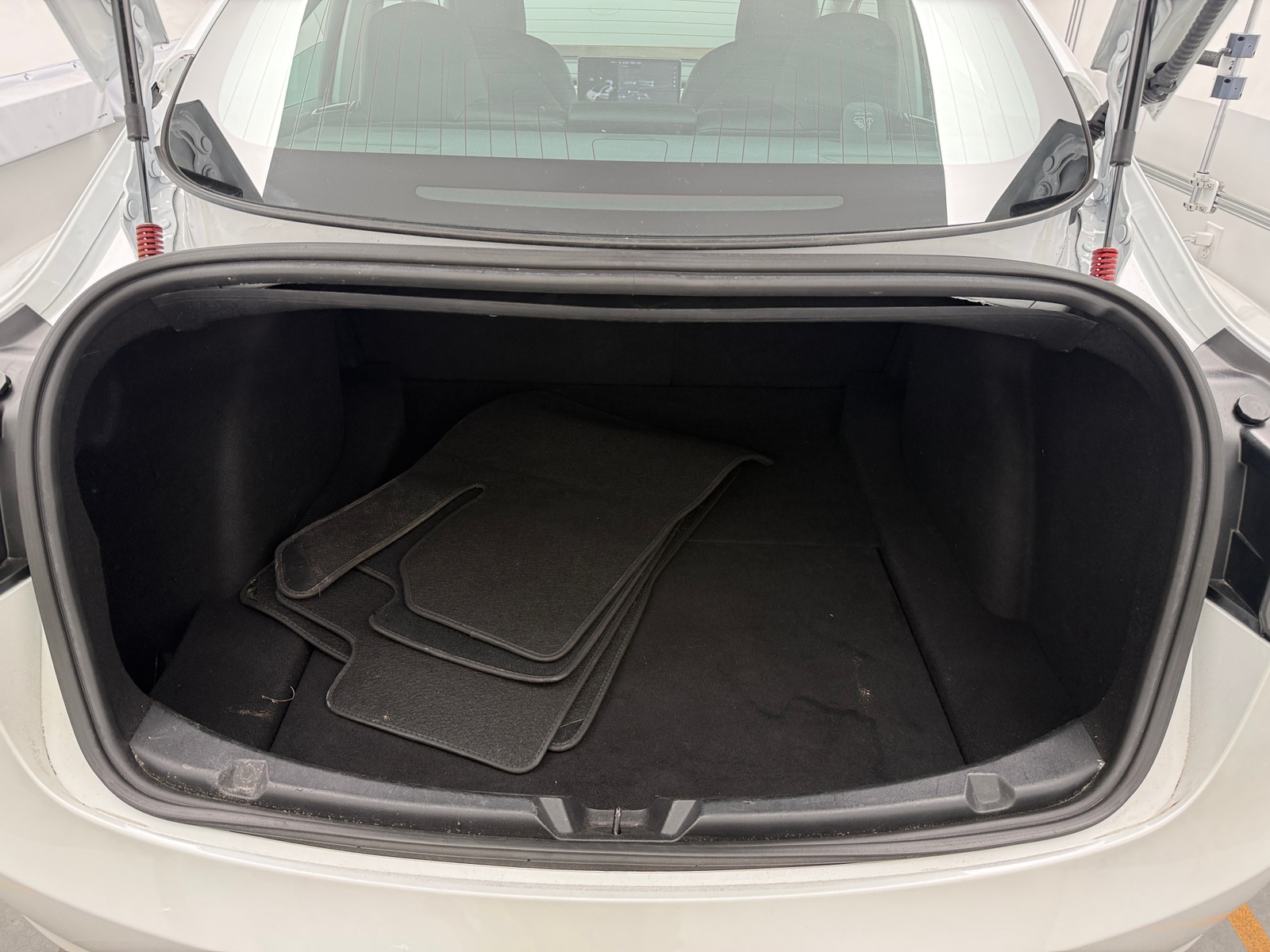 Thumbnail: 2020 Tesla Model 3 - 6