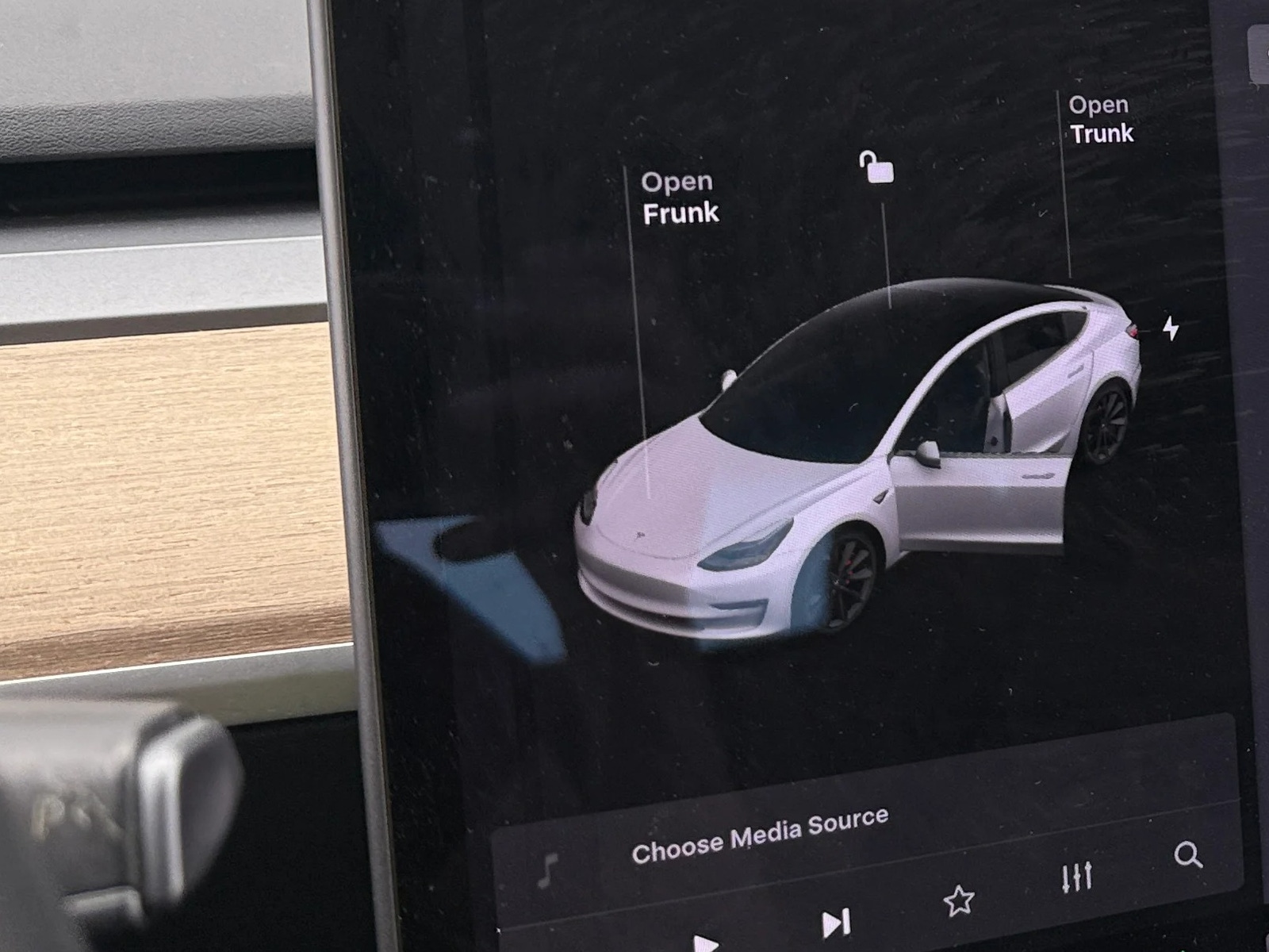 Thumbnail: 2020 Tesla Model 3 - 3