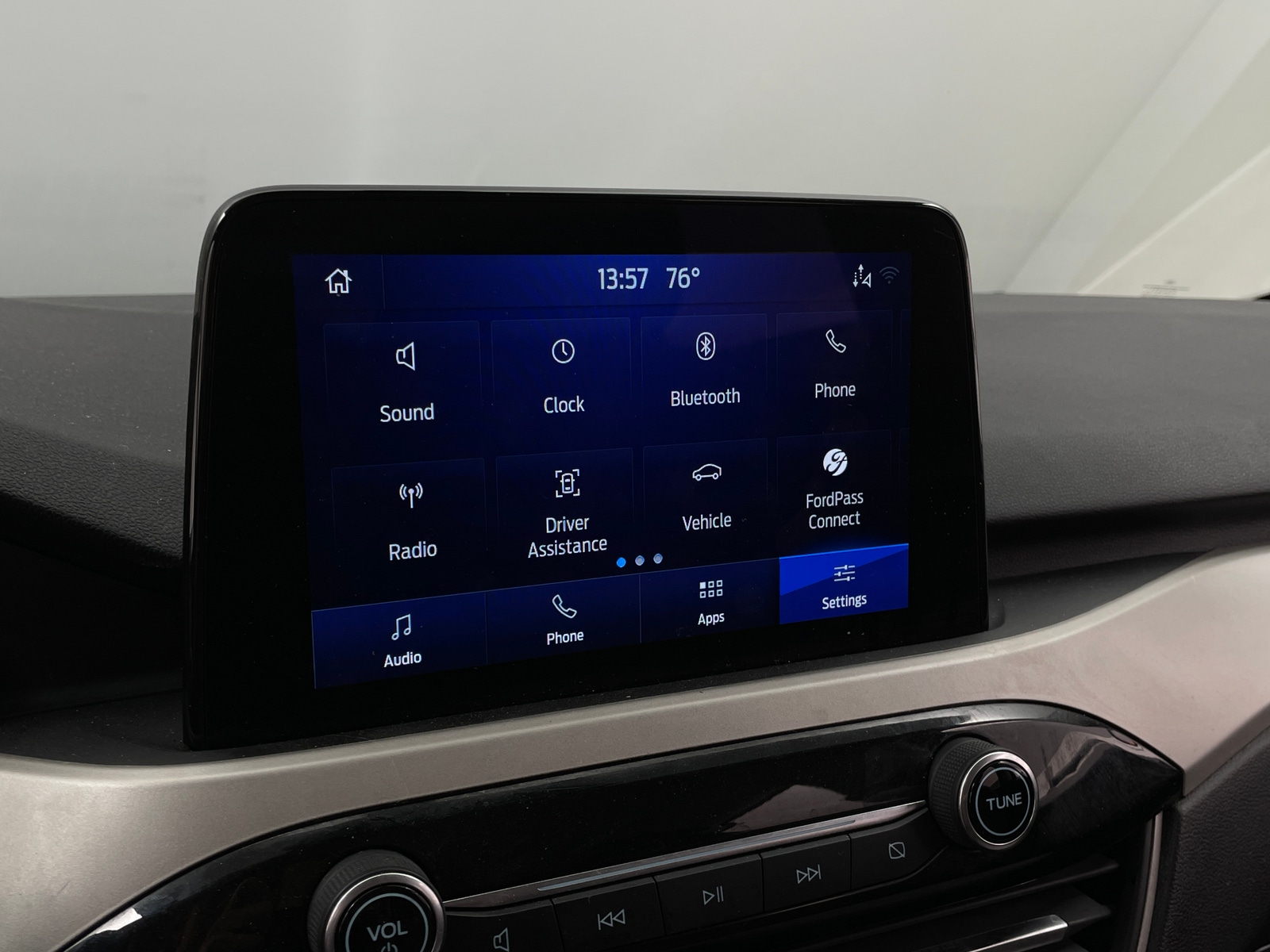 Thumbnail: 2021 Ford Escape - 4