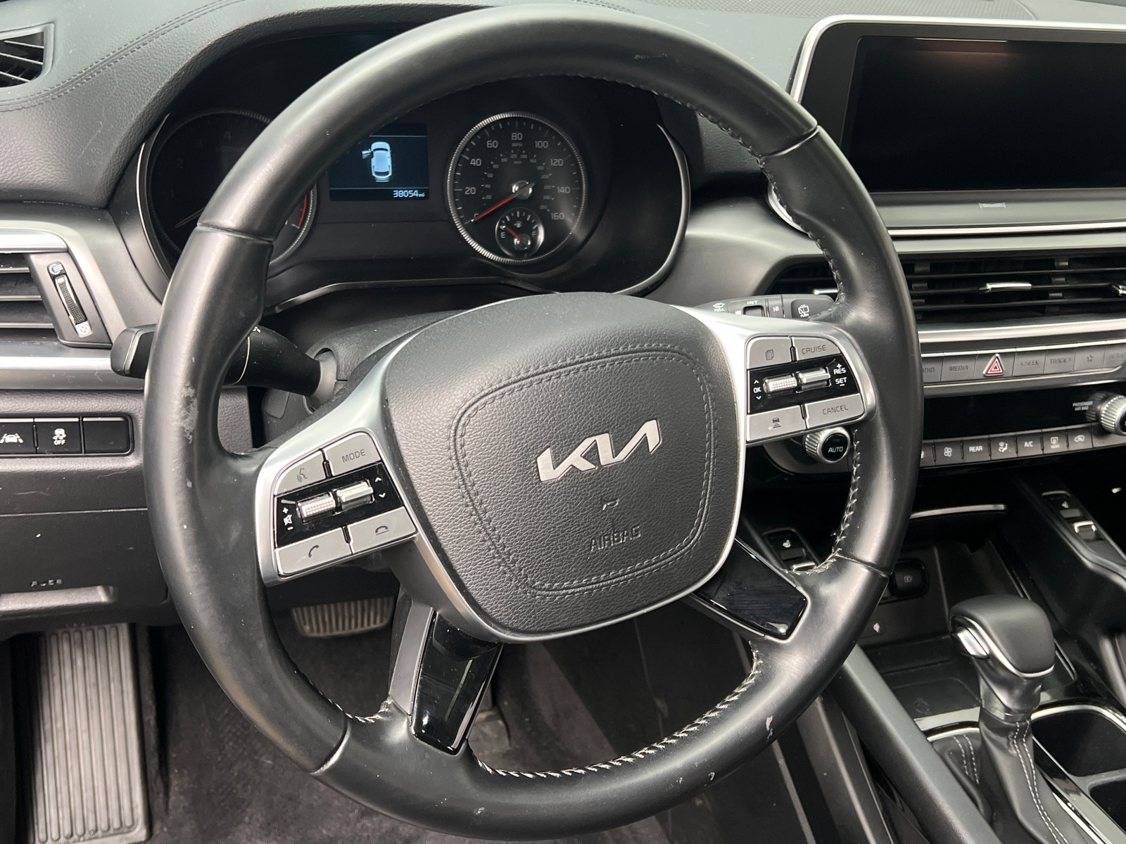 Thumbnail: 2022 Kia Telluride - 4