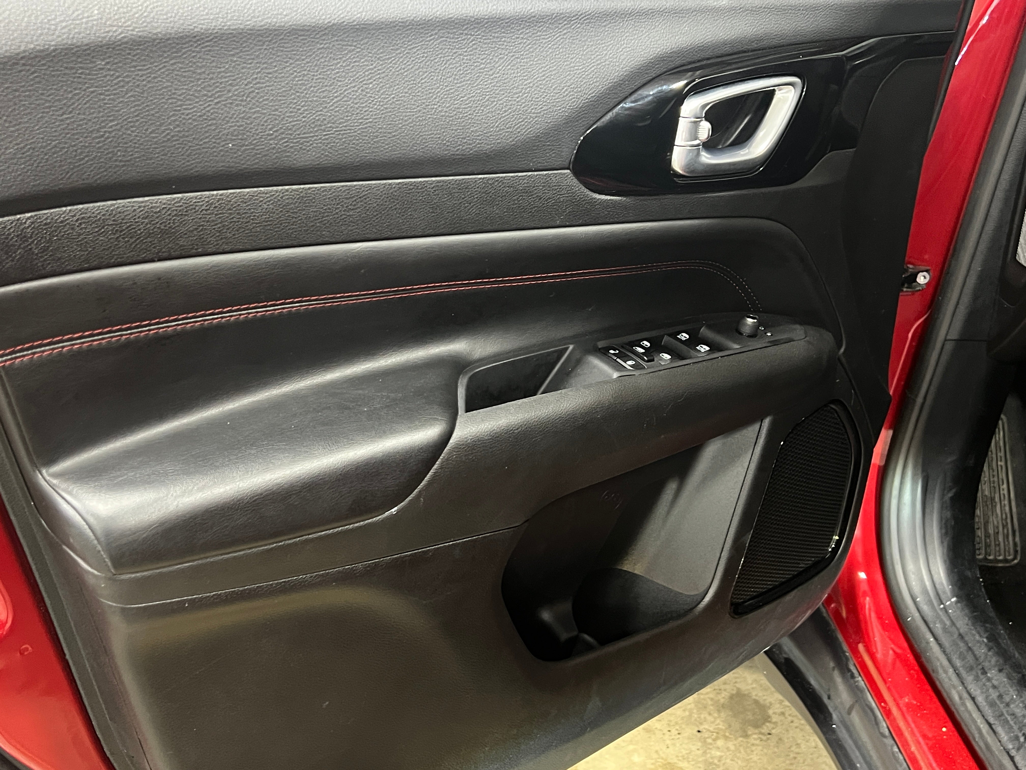2025 Jeep Compass Trailhawk - Photo 8