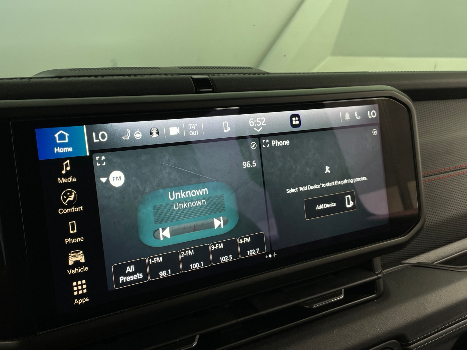 Thumbnail: 2024 Jeep Gladiator - 4