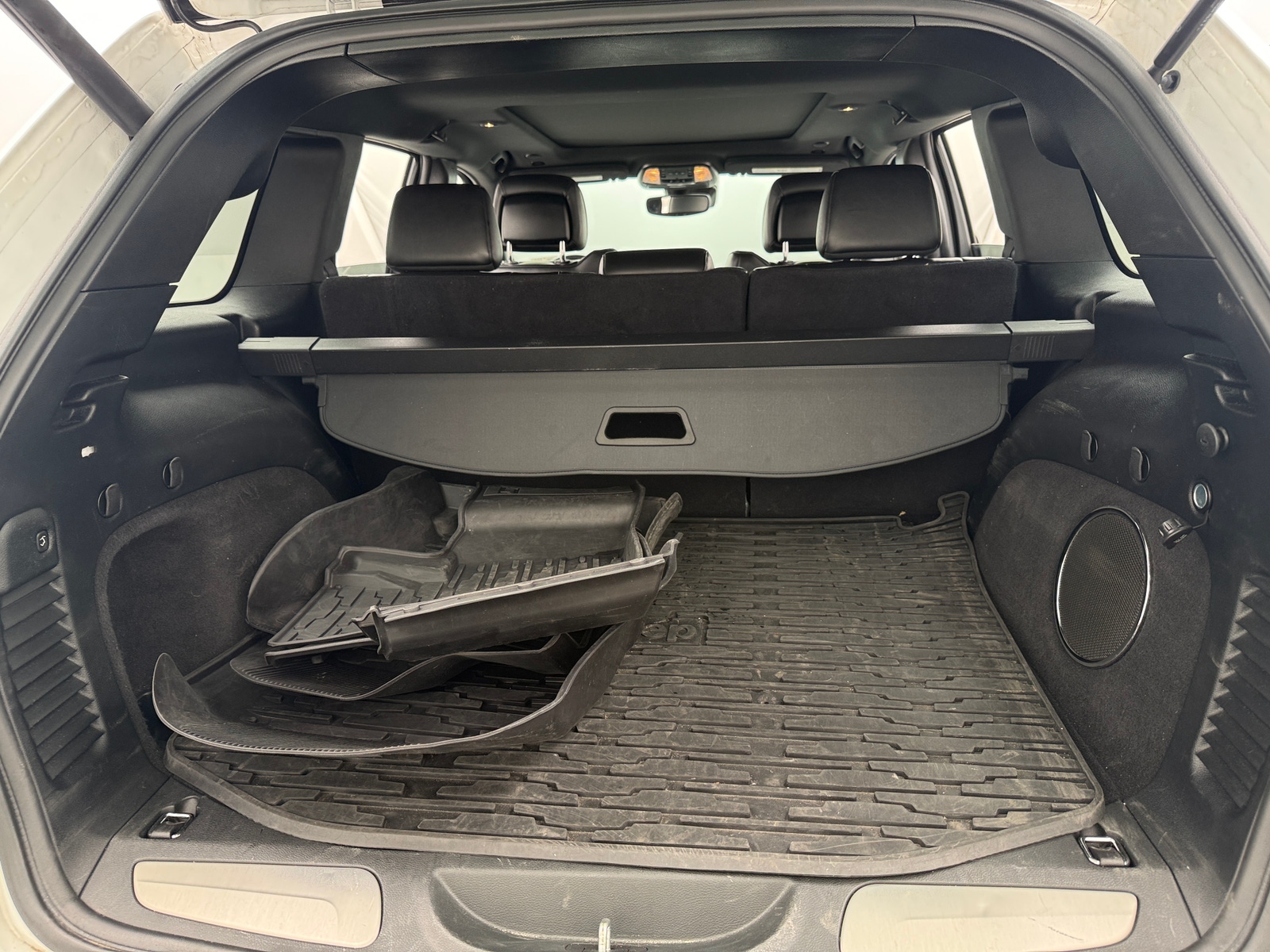 Thumbnail: 2018 Jeep Grand Cherokee - 6