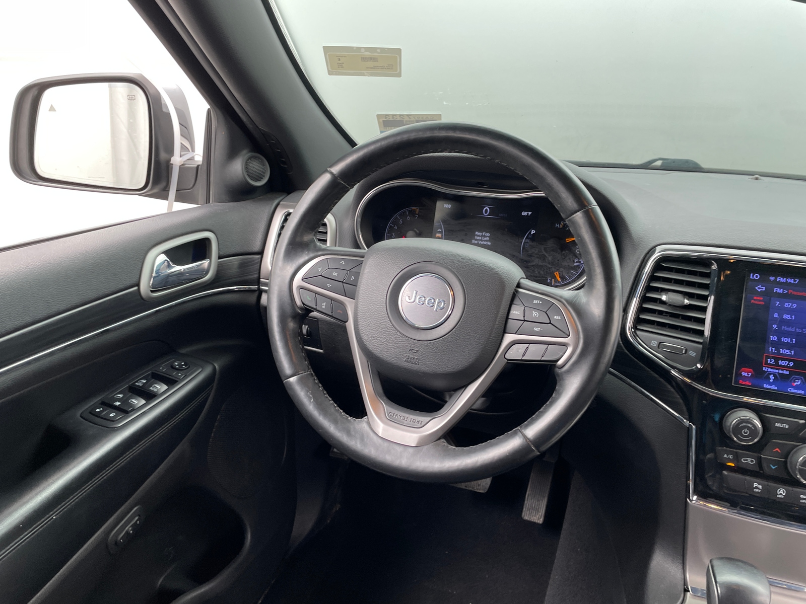 Thumbnail: 2019 Jeep Grand Cherokee - 4