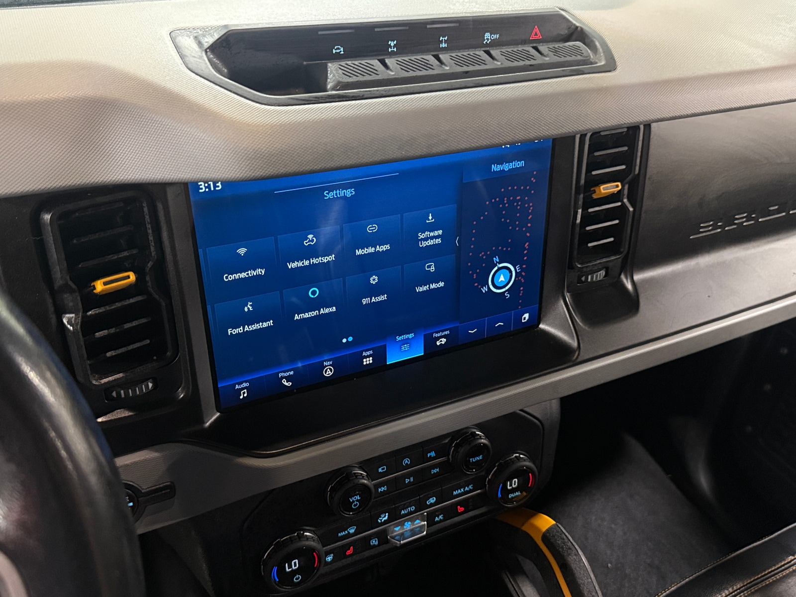 Thumbnail: 2021 Ford Bronco - 3