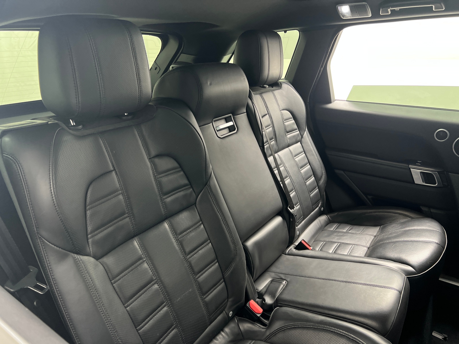 Thumbnail: 2017 Land Rover Range Rover Sport - 5