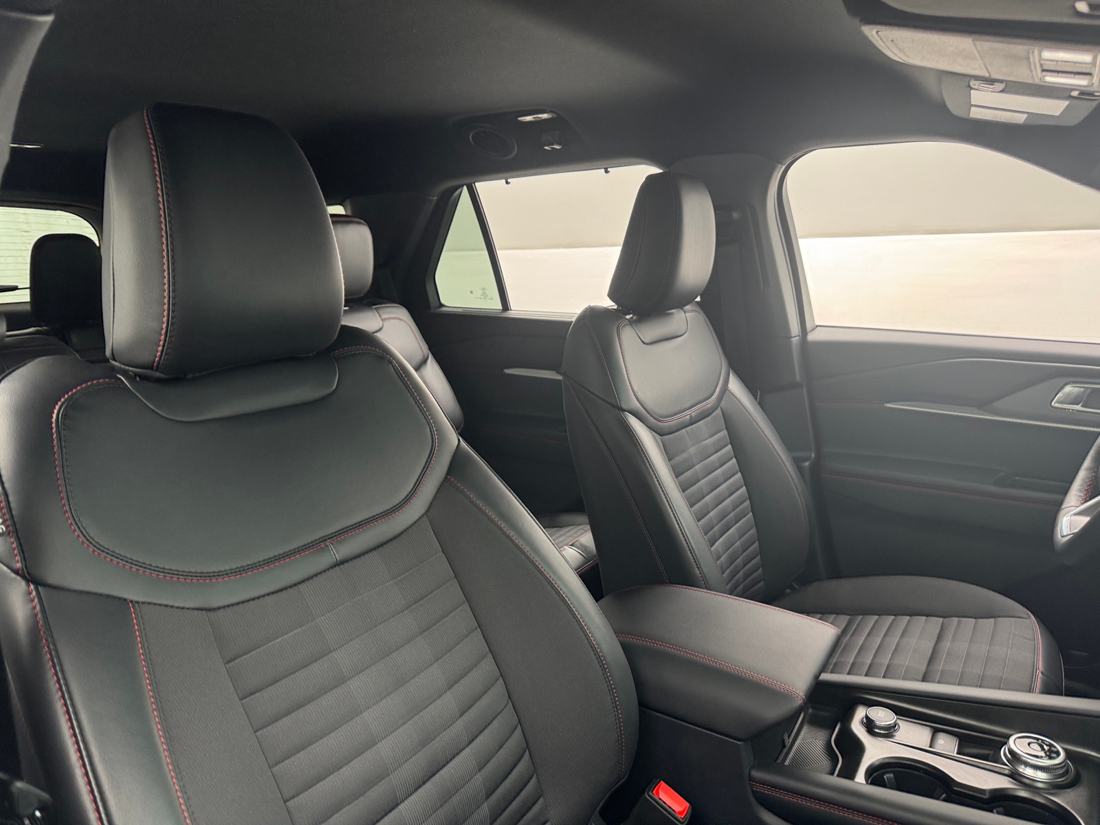 Thumbnail: 2025 Ford Explorer - 2