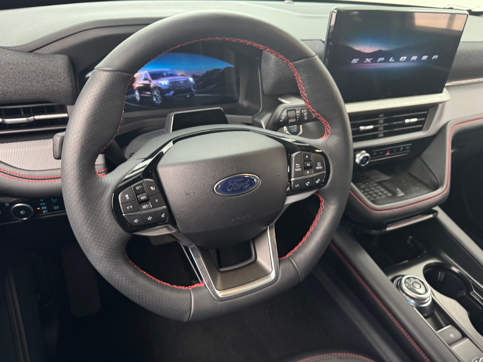 Thumbnail: 2025 Ford Explorer - 5