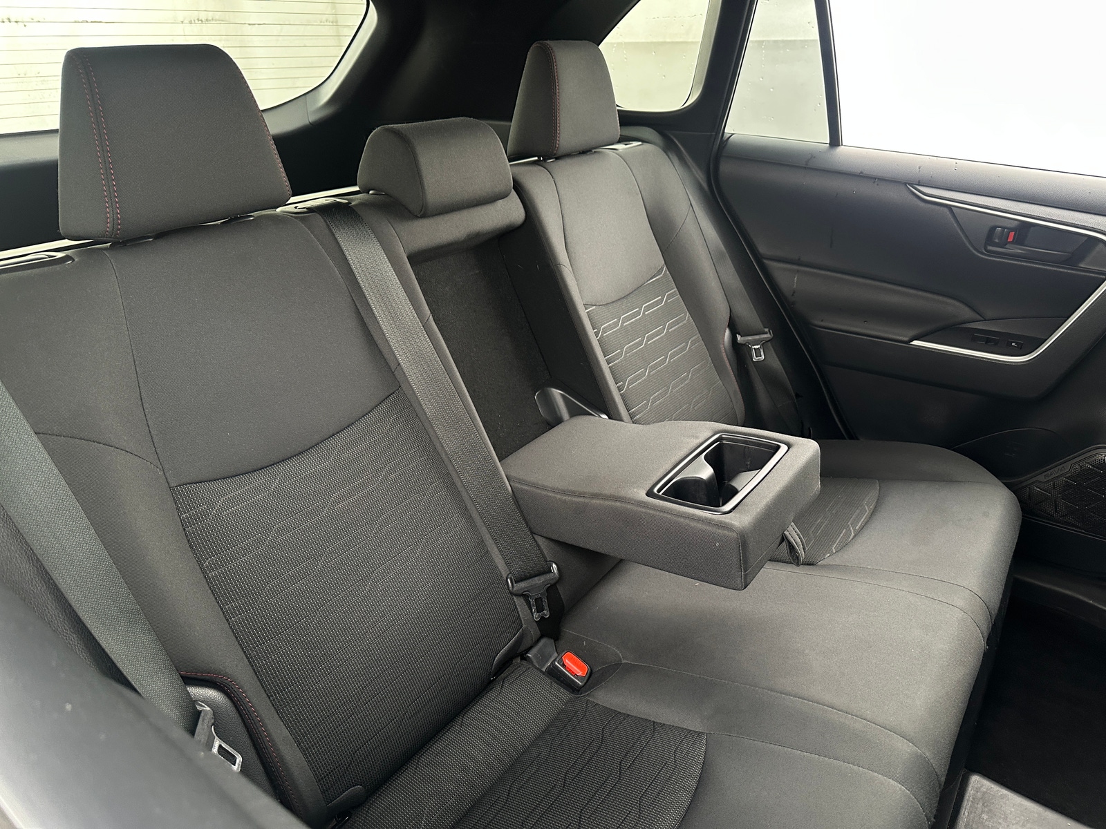 Thumbnail: 2021 Toyota RAV4 - 6