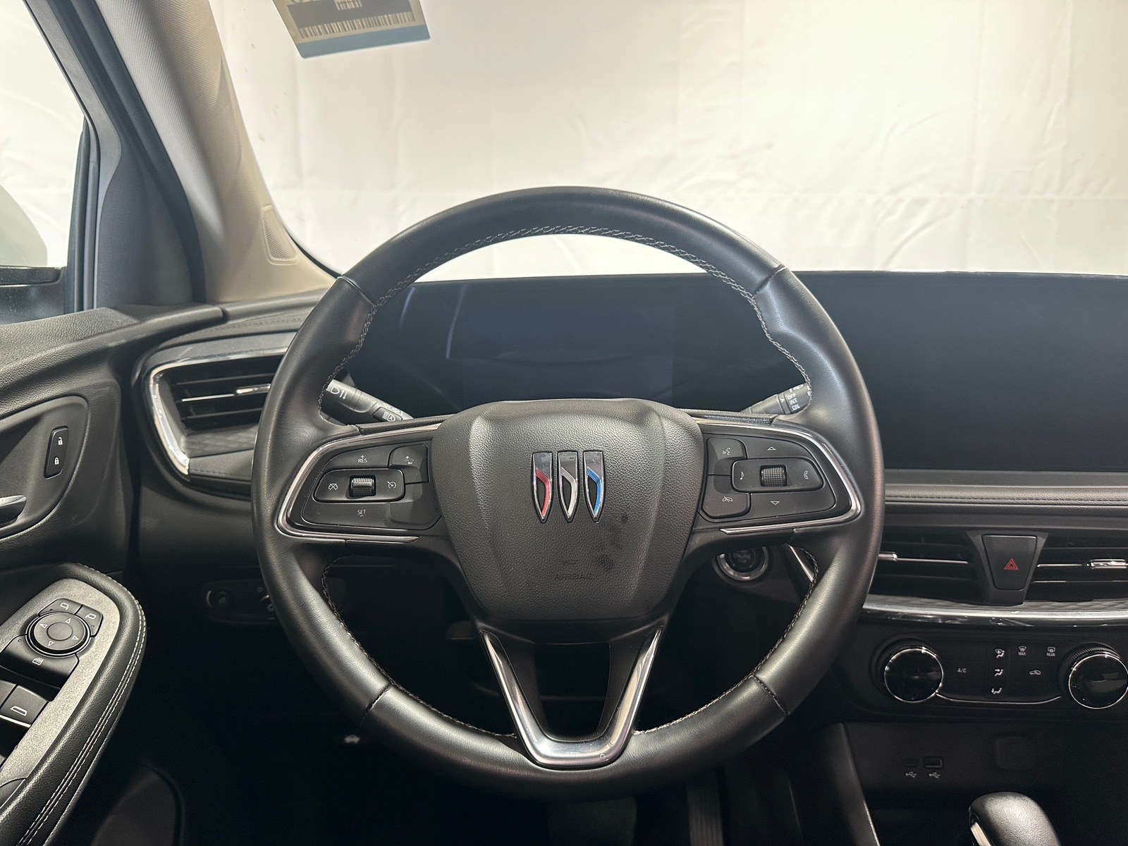 Thumbnail: 2025 Buick Encore GX - 5