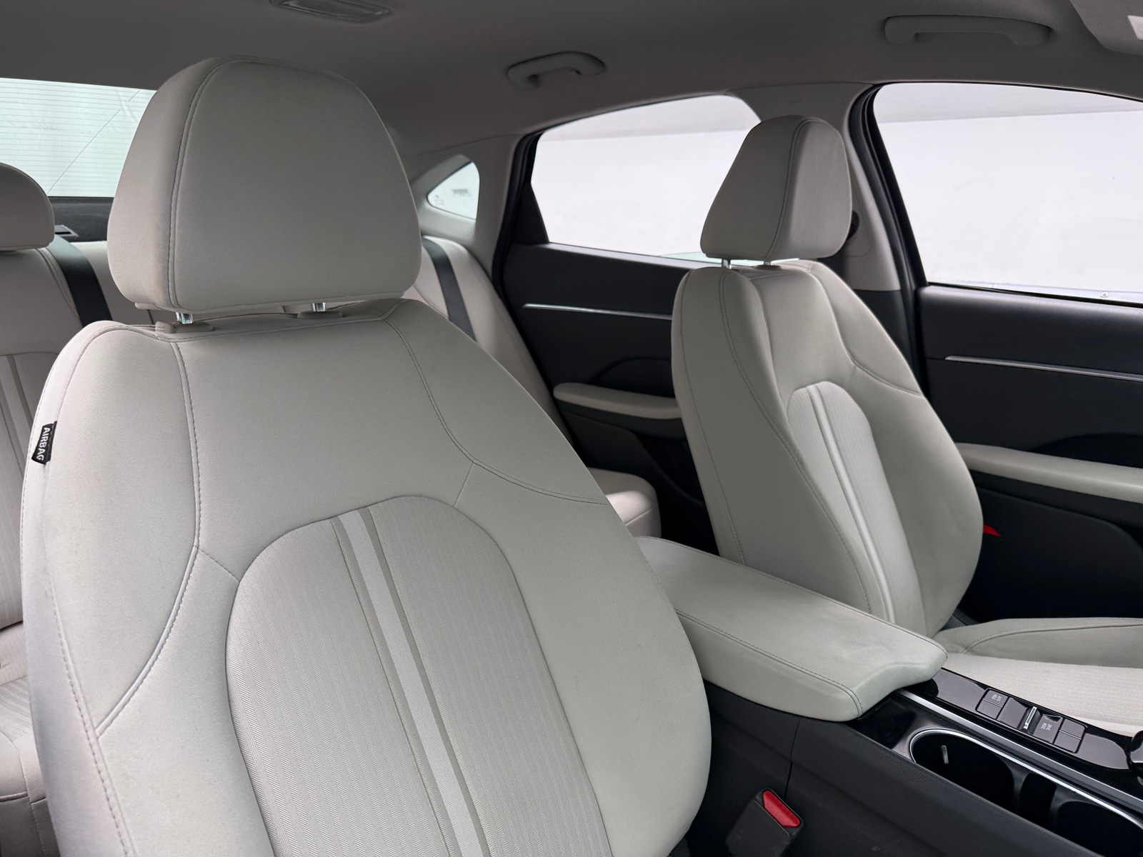 Thumbnail: 2023 Hyundai Sonata - 2