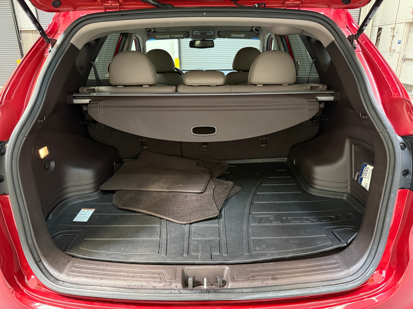 Thumbnail: 2015 Hyundai Tucson - 6