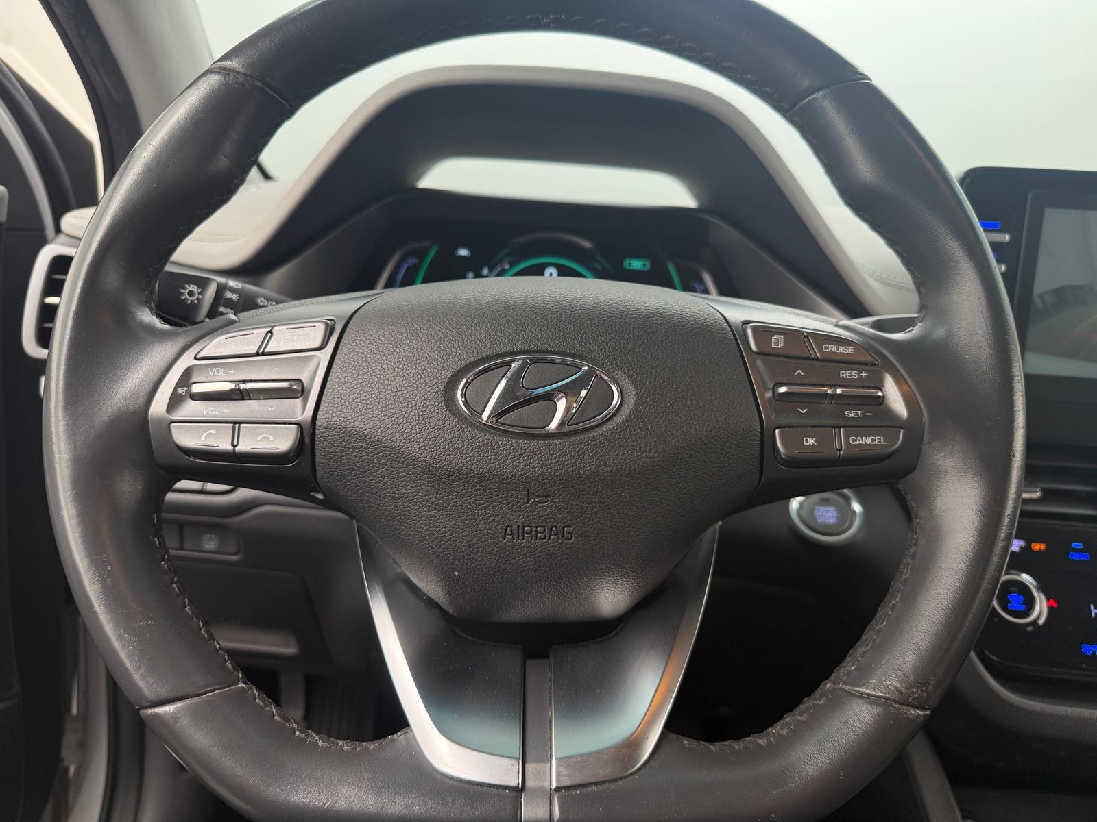 Thumbnail: 2020 Hyundai Ioniq - 5