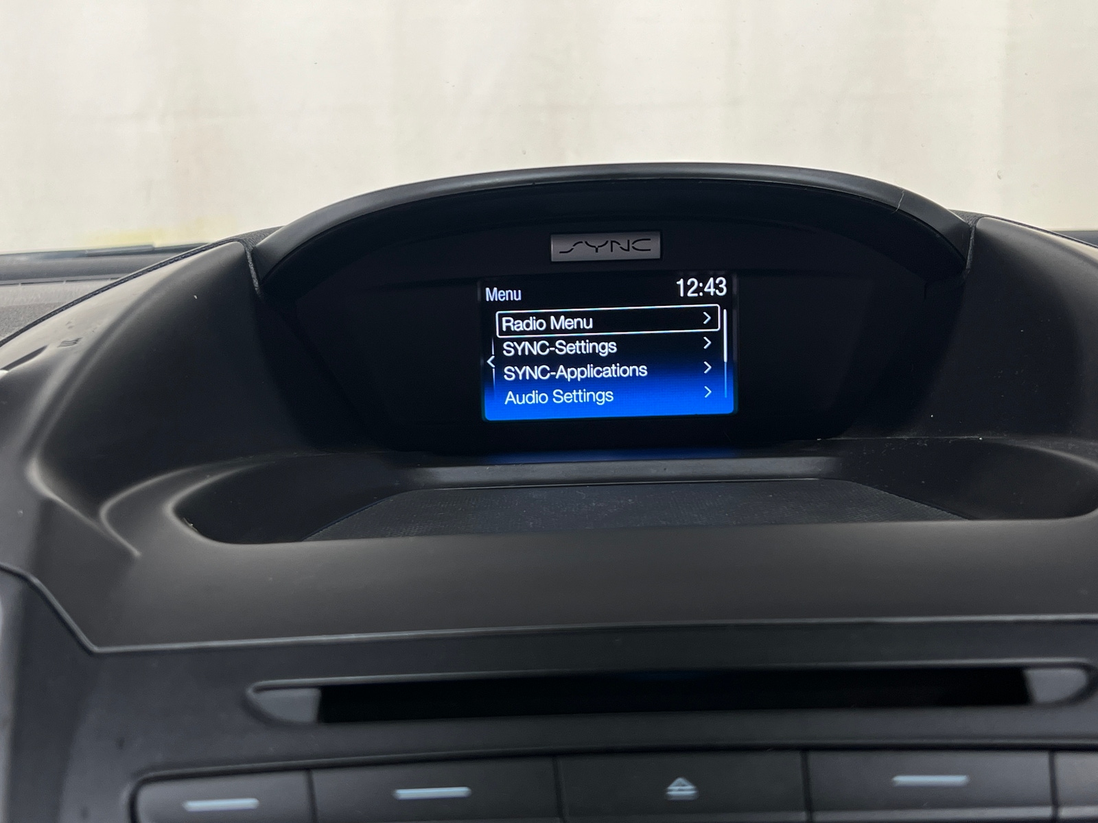 Thumbnail: 2017 Ford Escape - 4