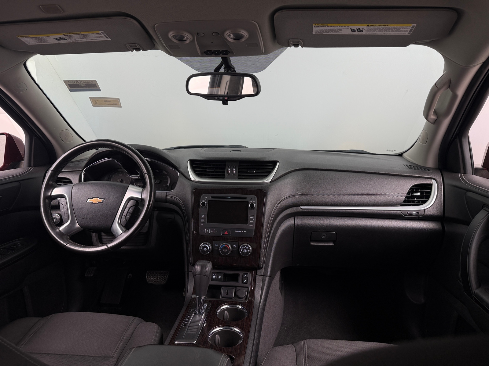 Thumbnail: 2017 Chevrolet Traverse - 3