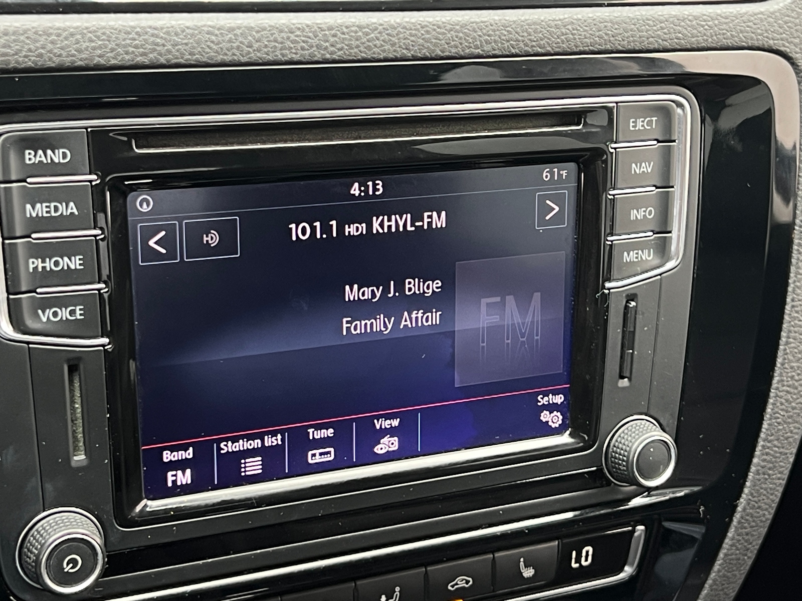 Thumbnail: 2017 Volkswagen Jetta - 3