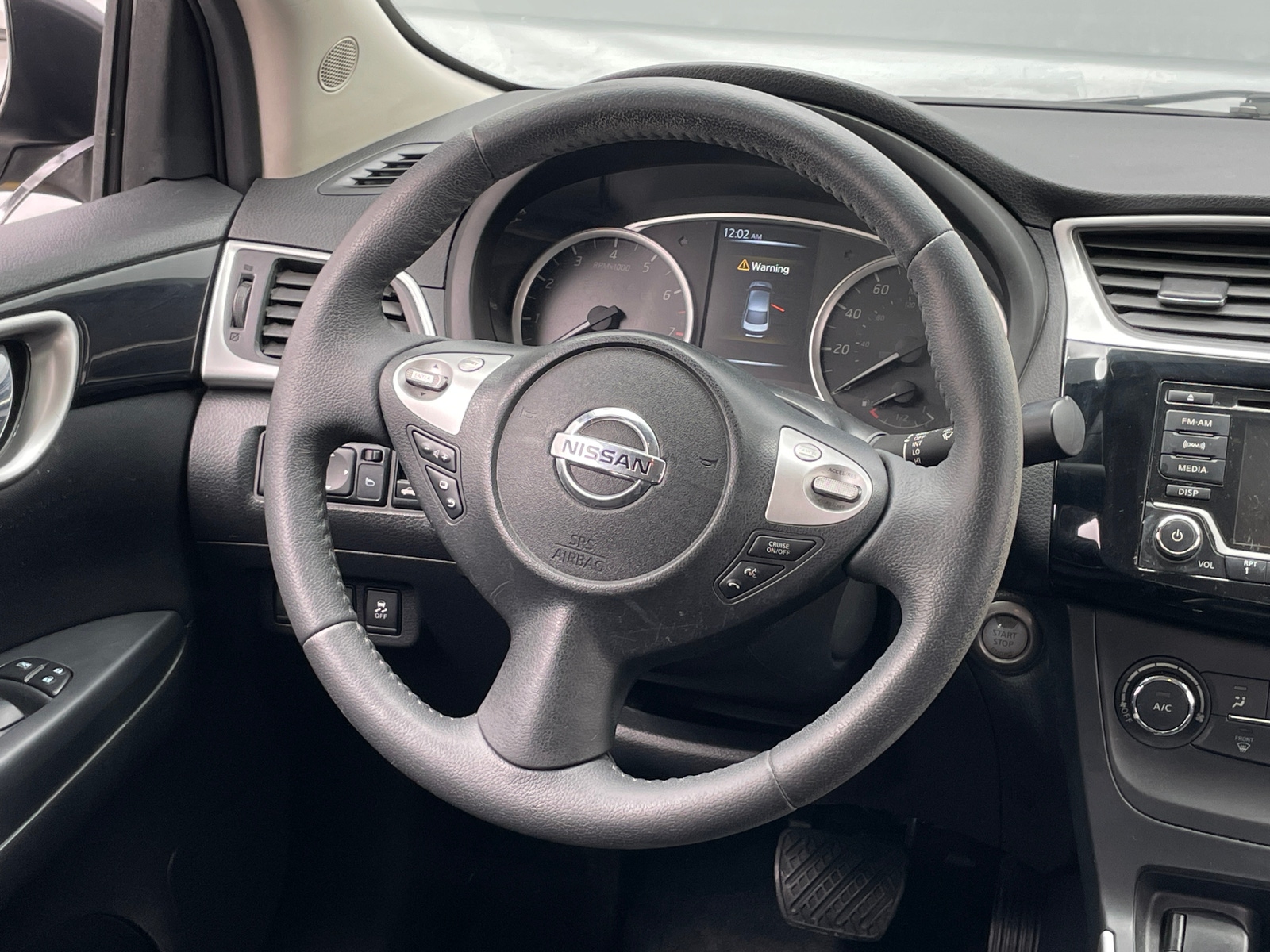 Thumbnail: 2017 Nissan Sentra - 5