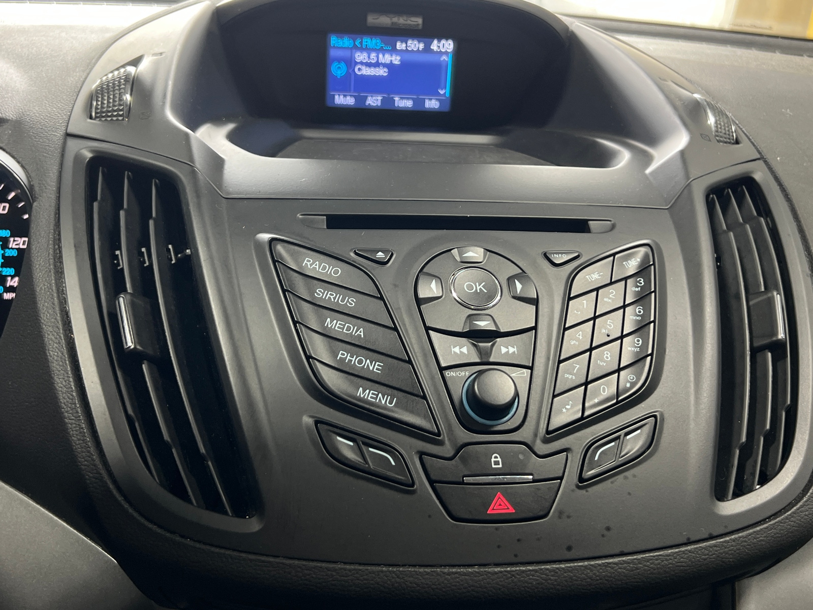 Thumbnail: 2013 Ford Escape - 4