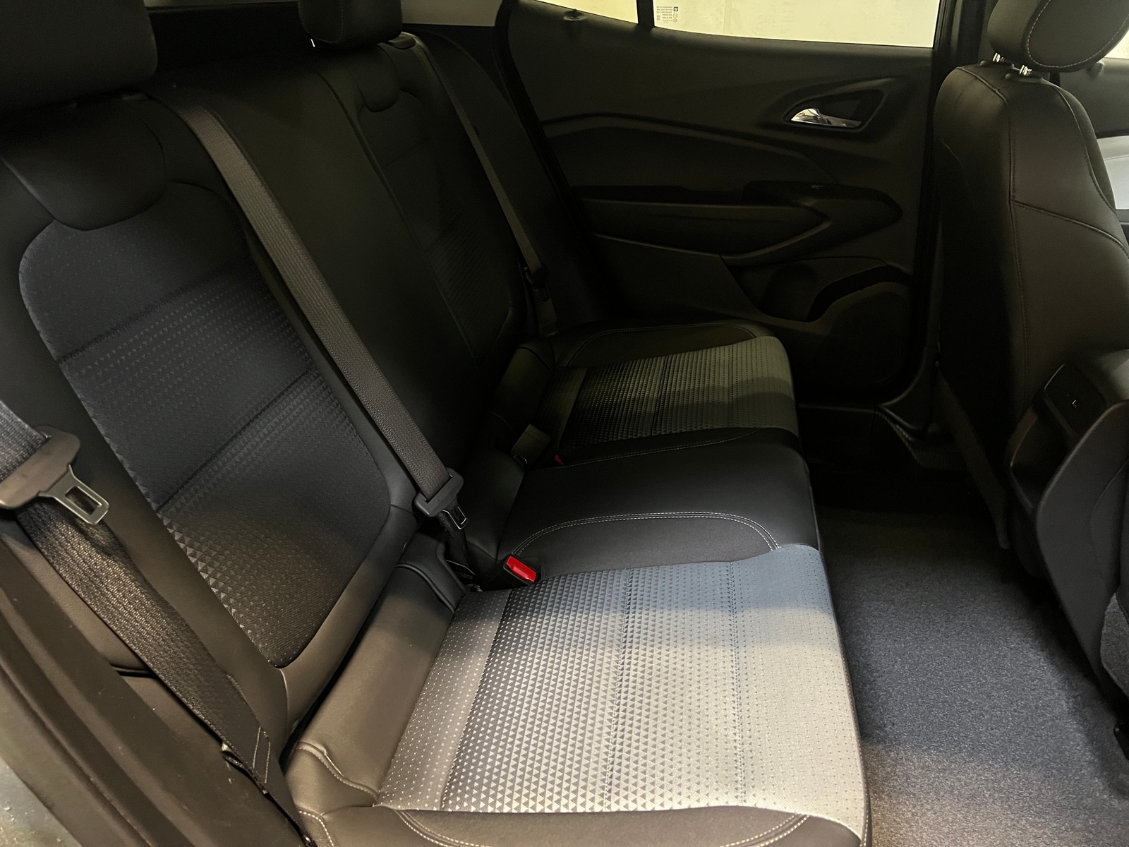 Thumbnail: 2025 Chevrolet Trax - 6