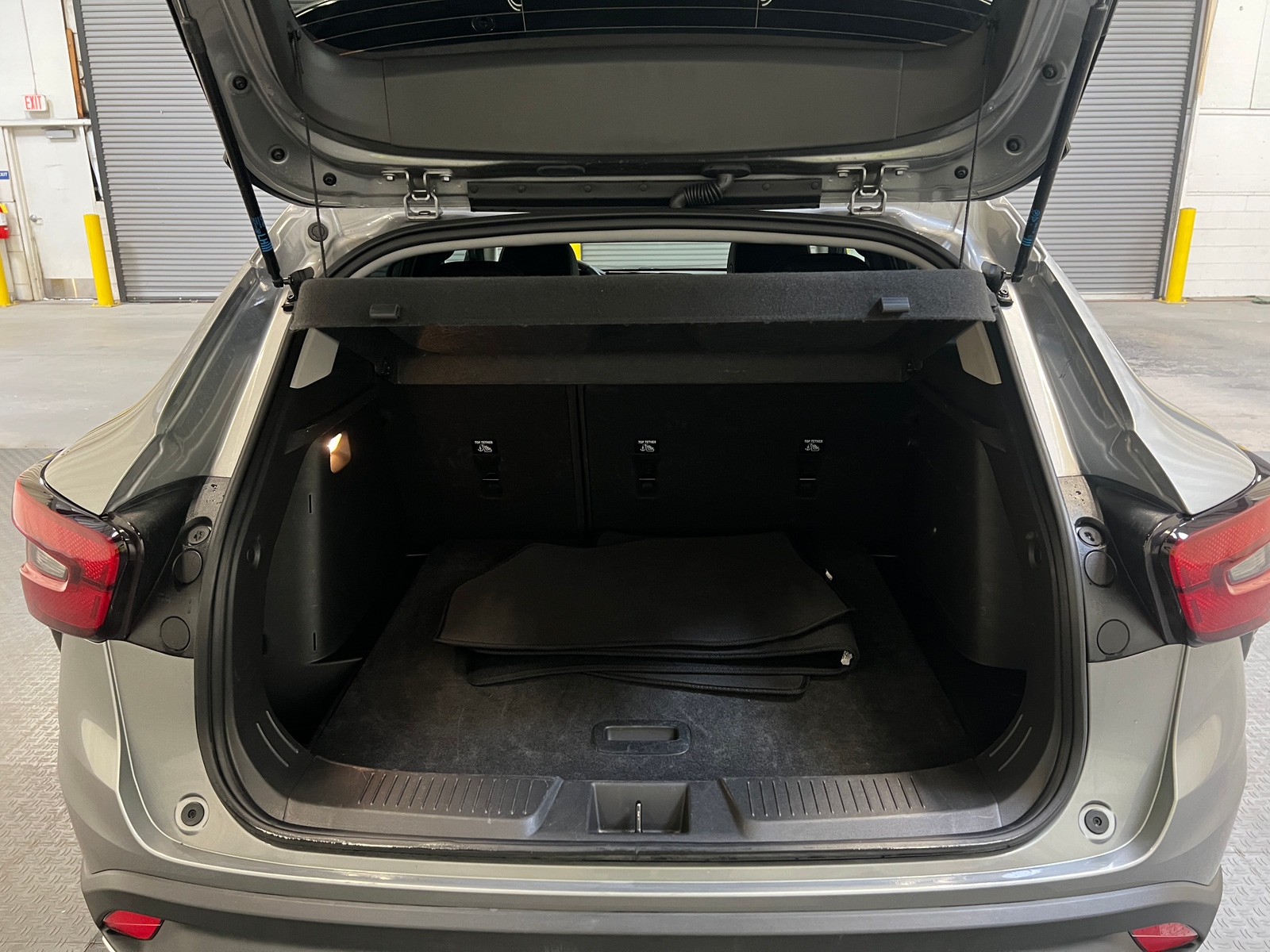 Thumbnail: 2025 Chevrolet Trax - 7