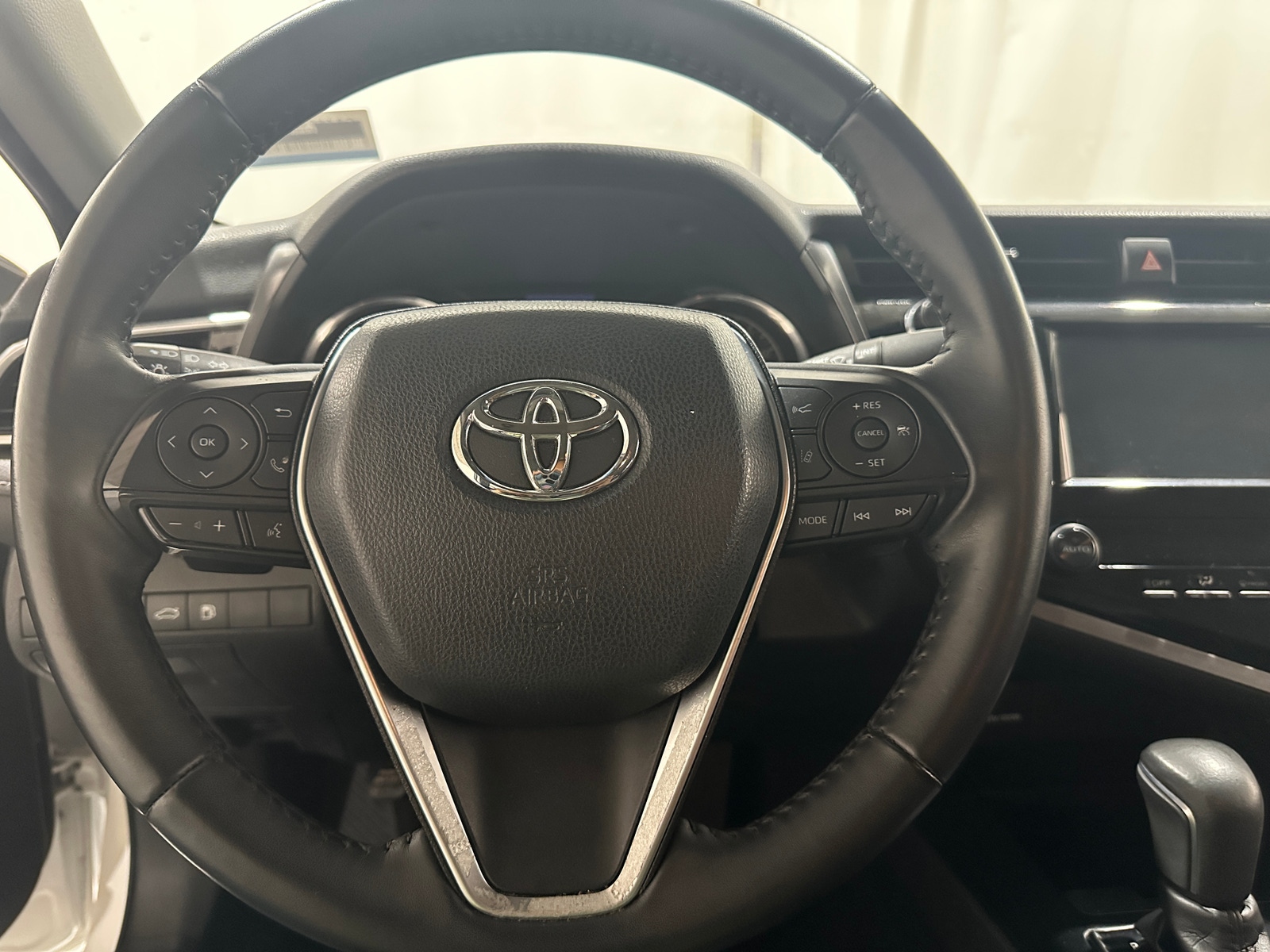 Thumbnail: 2018 Toyota Camry - 4
