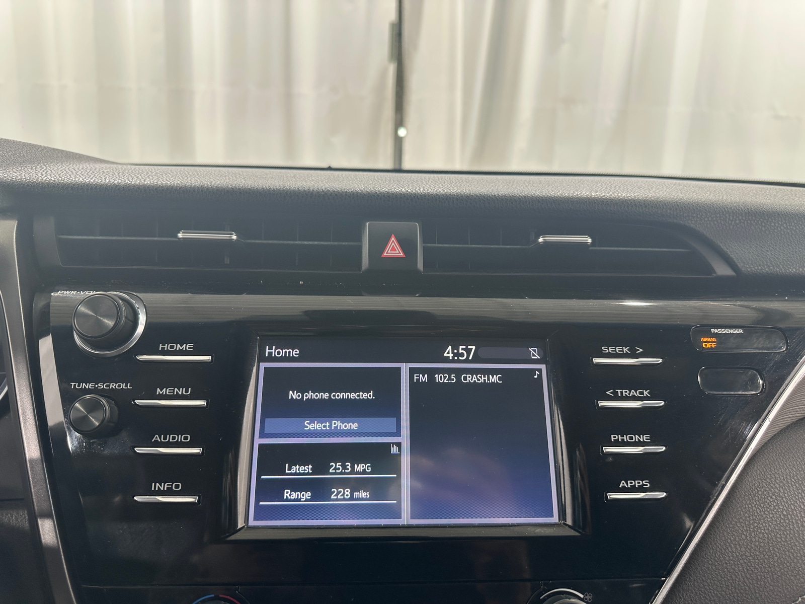 Thumbnail: 2018 Toyota Camry - 3