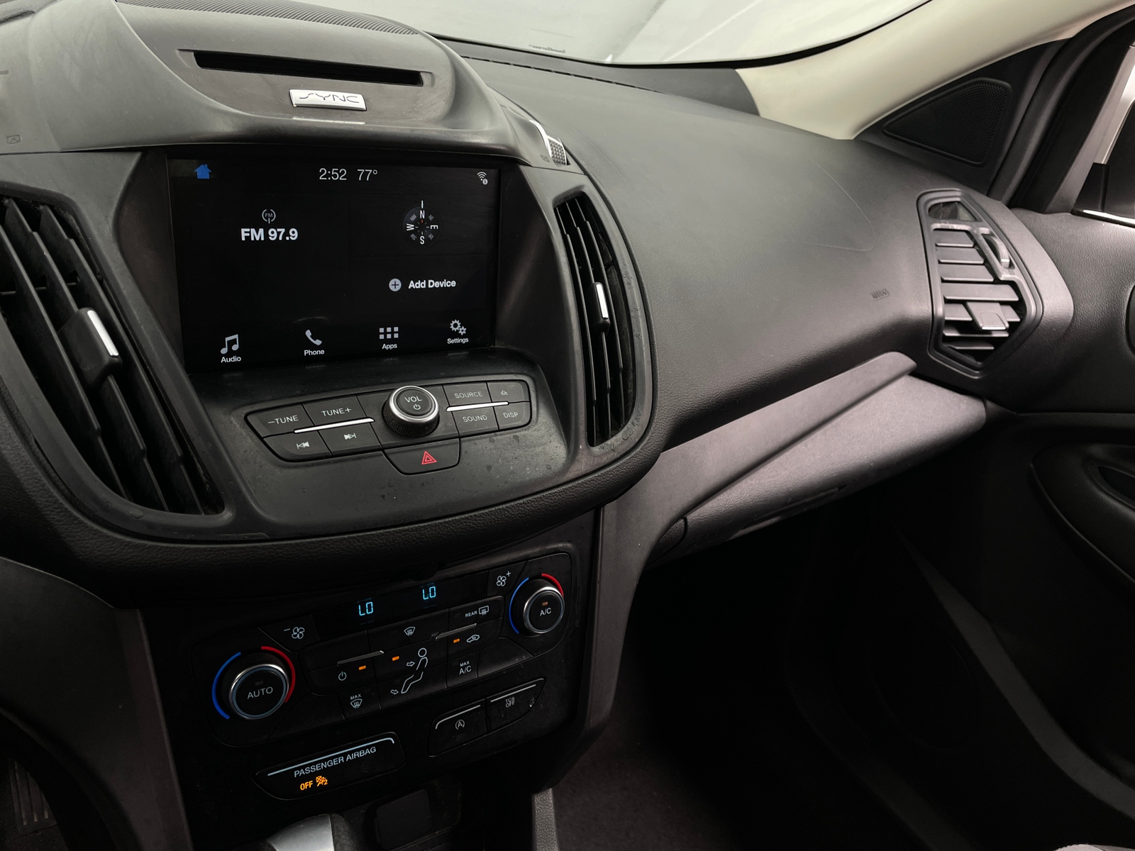 Thumbnail: 2017 Ford Escape - 4