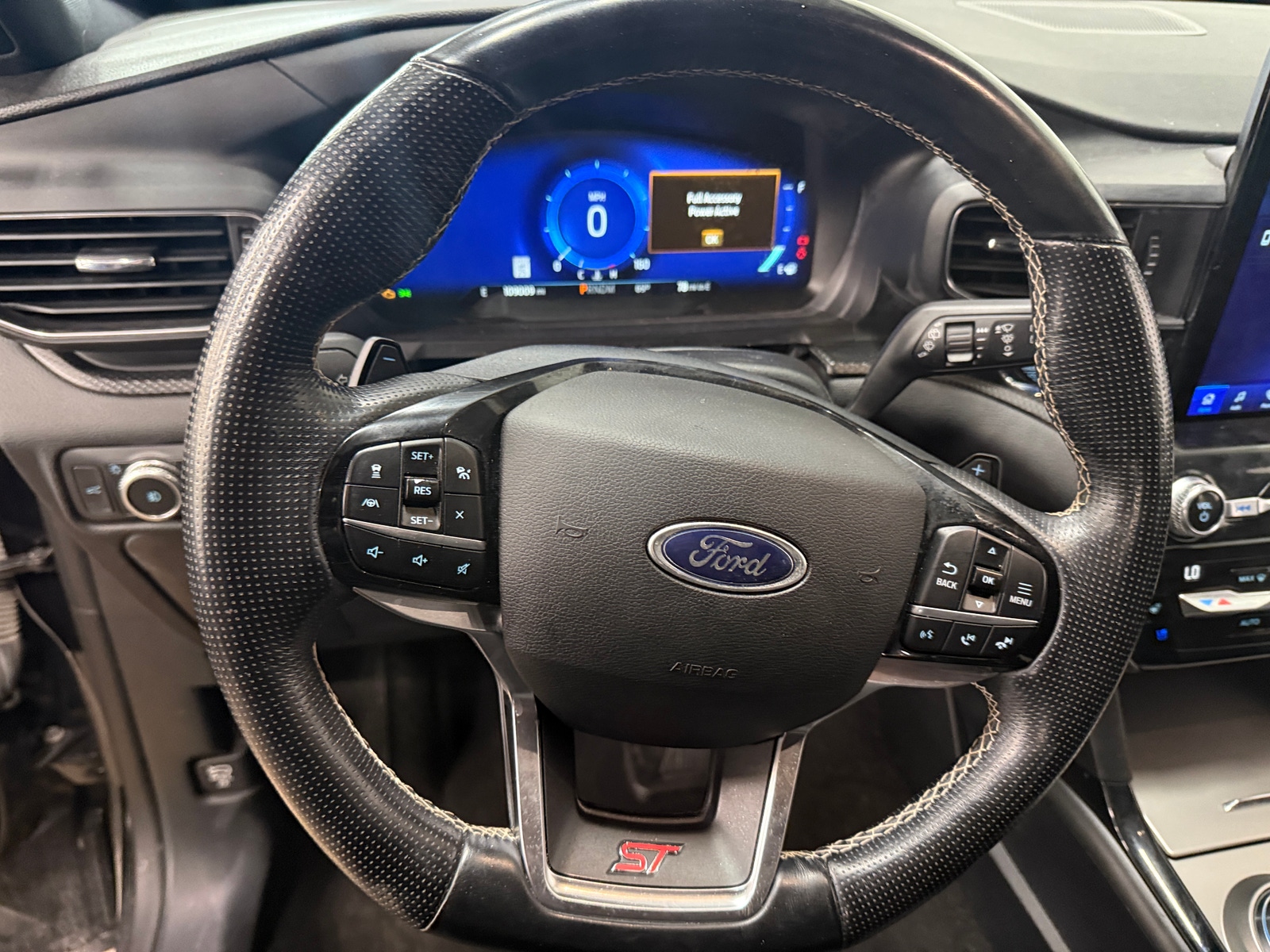 Thumbnail: 2021 Ford Explorer - 4