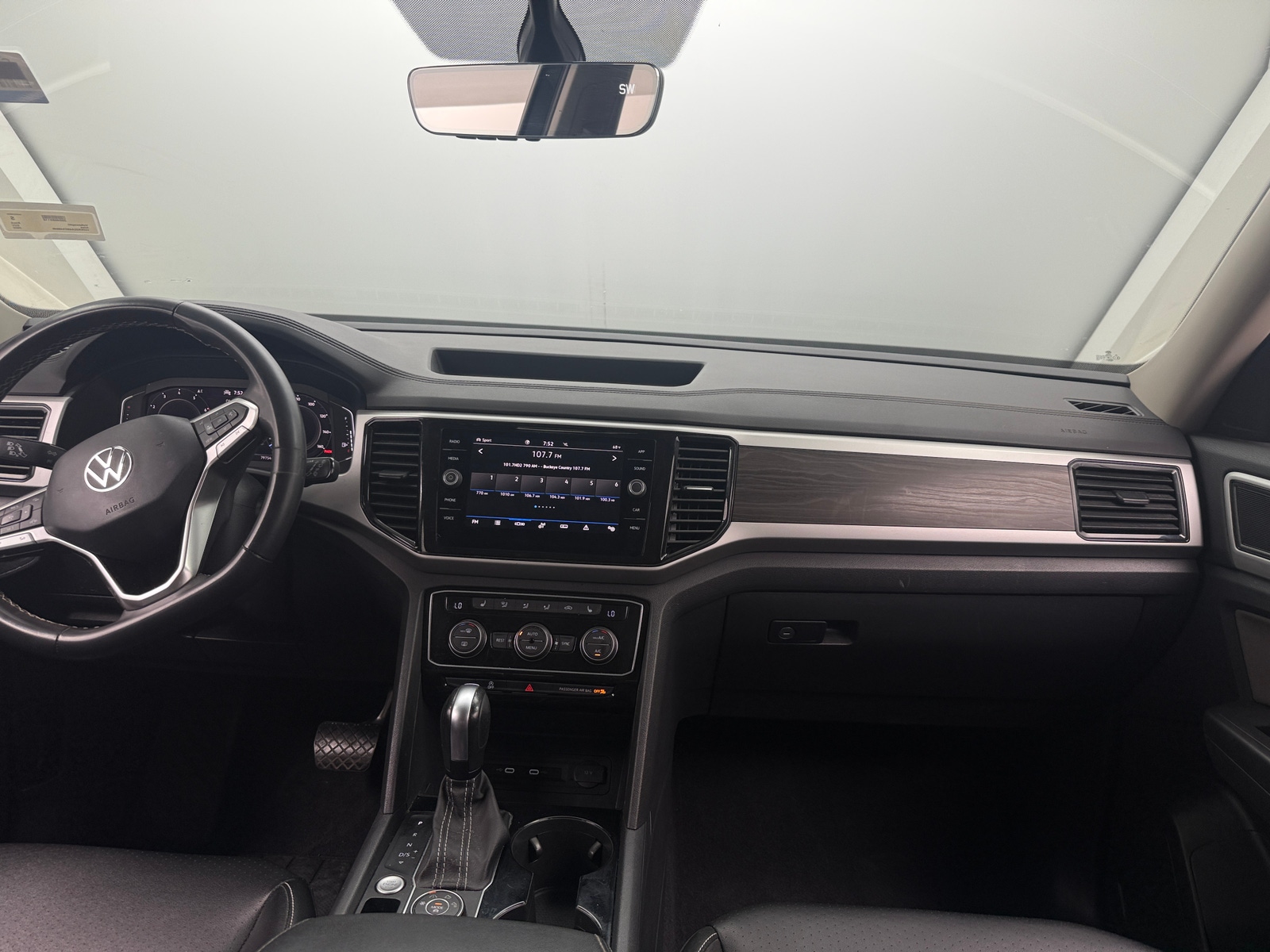 Thumbnail: 2022 Volkswagen Atlas - 2