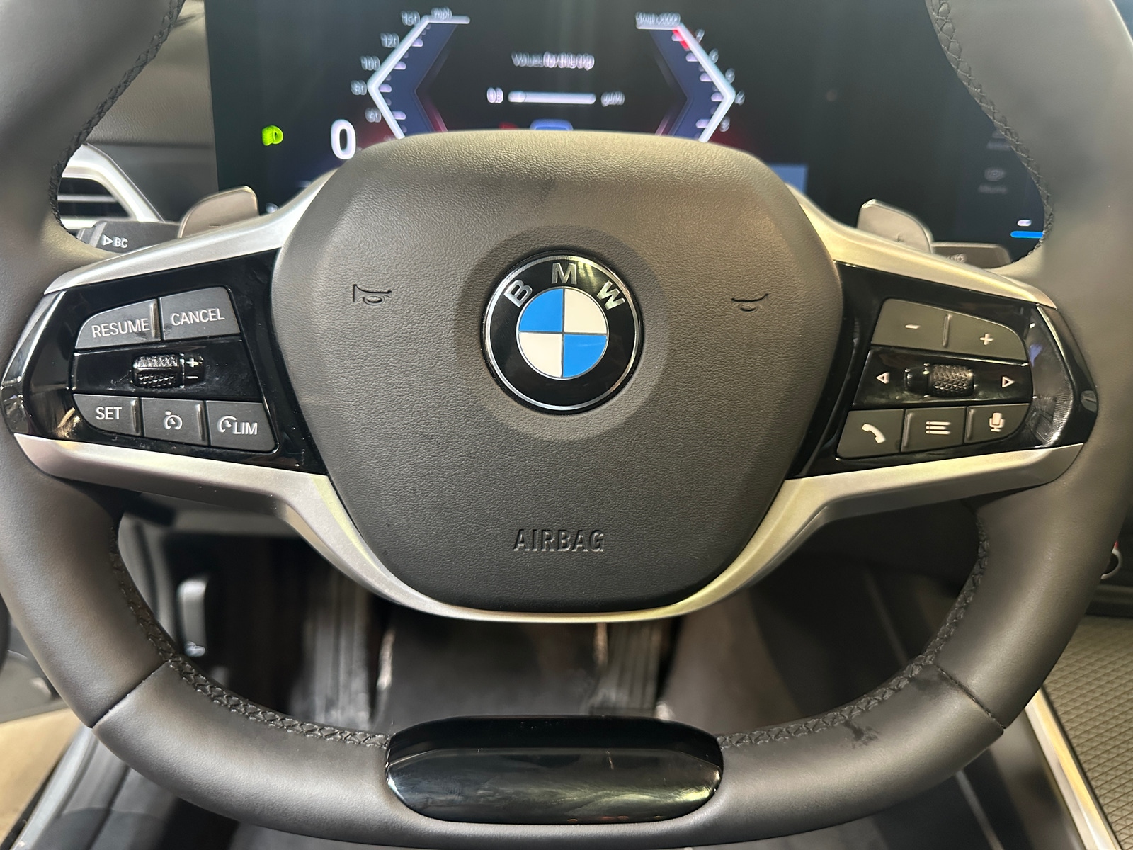 Thumbnail: 2025 BMW 4 Series - 4