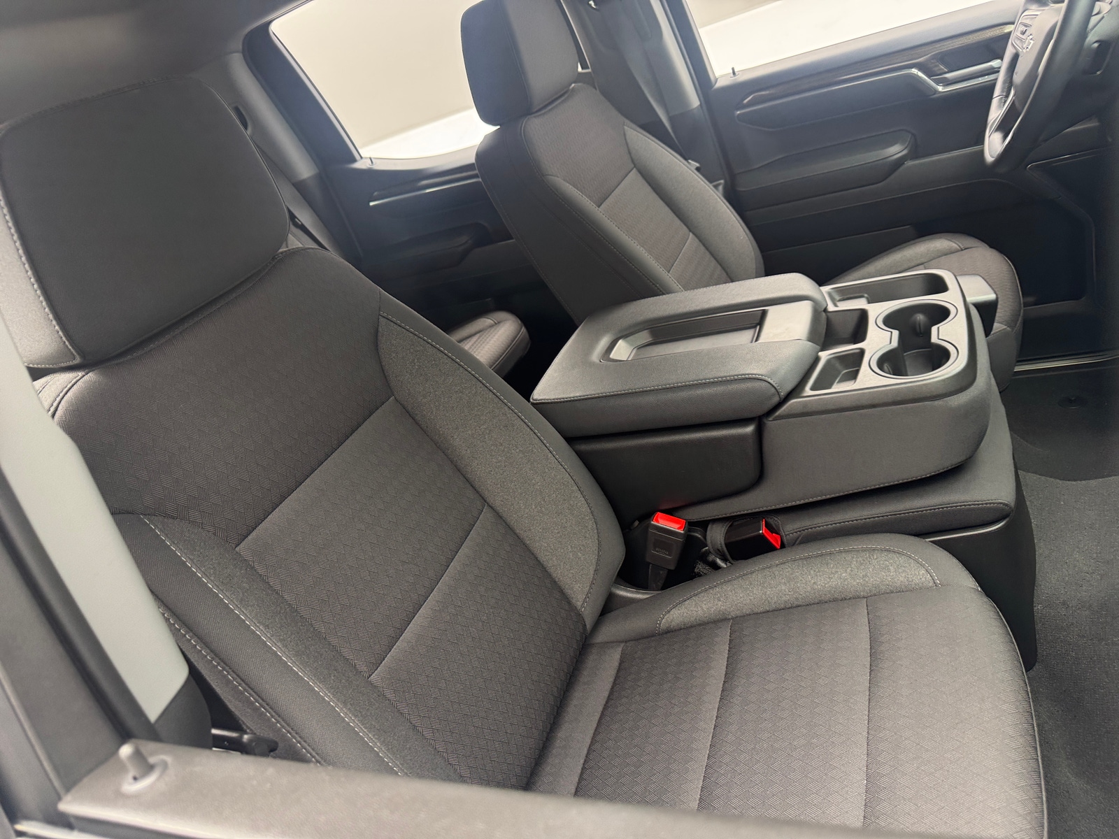 Thumbnail: 2024 Chevrolet Silverado 1500 - 2