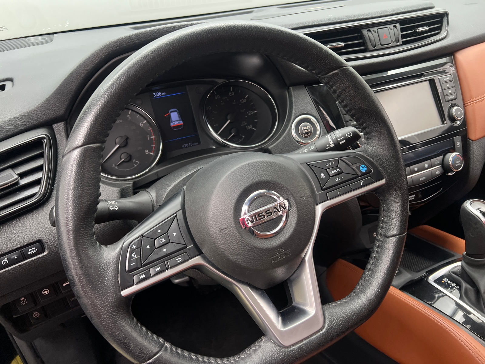 Thumbnail: 2019 Nissan Rogue - 4