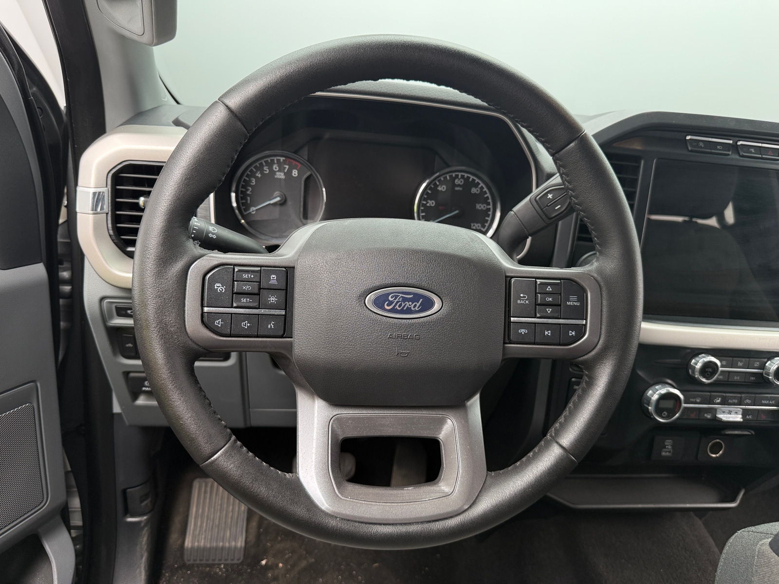 Thumbnail: 2021 Ford Econoline - 5