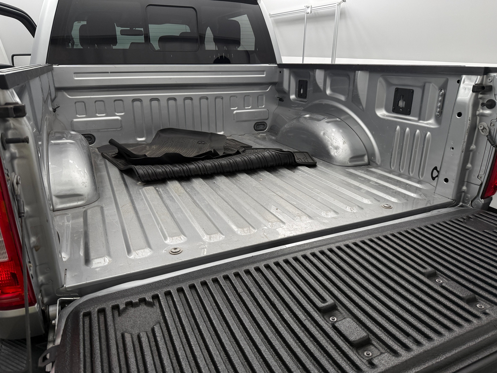 Thumbnail: 2021 Ford Econoline - 7