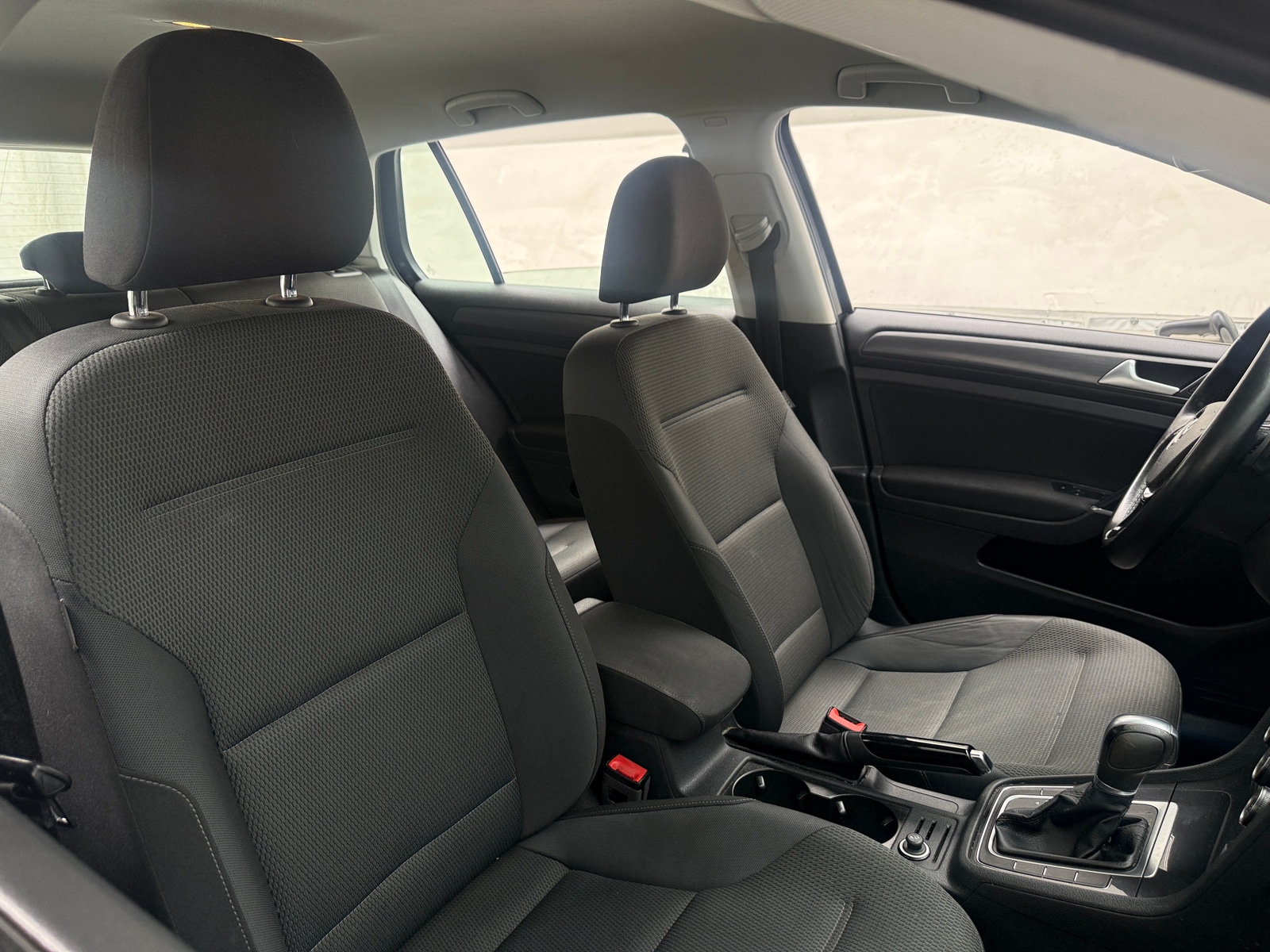 Thumbnail: 2018 Volkswagen Golf - 2