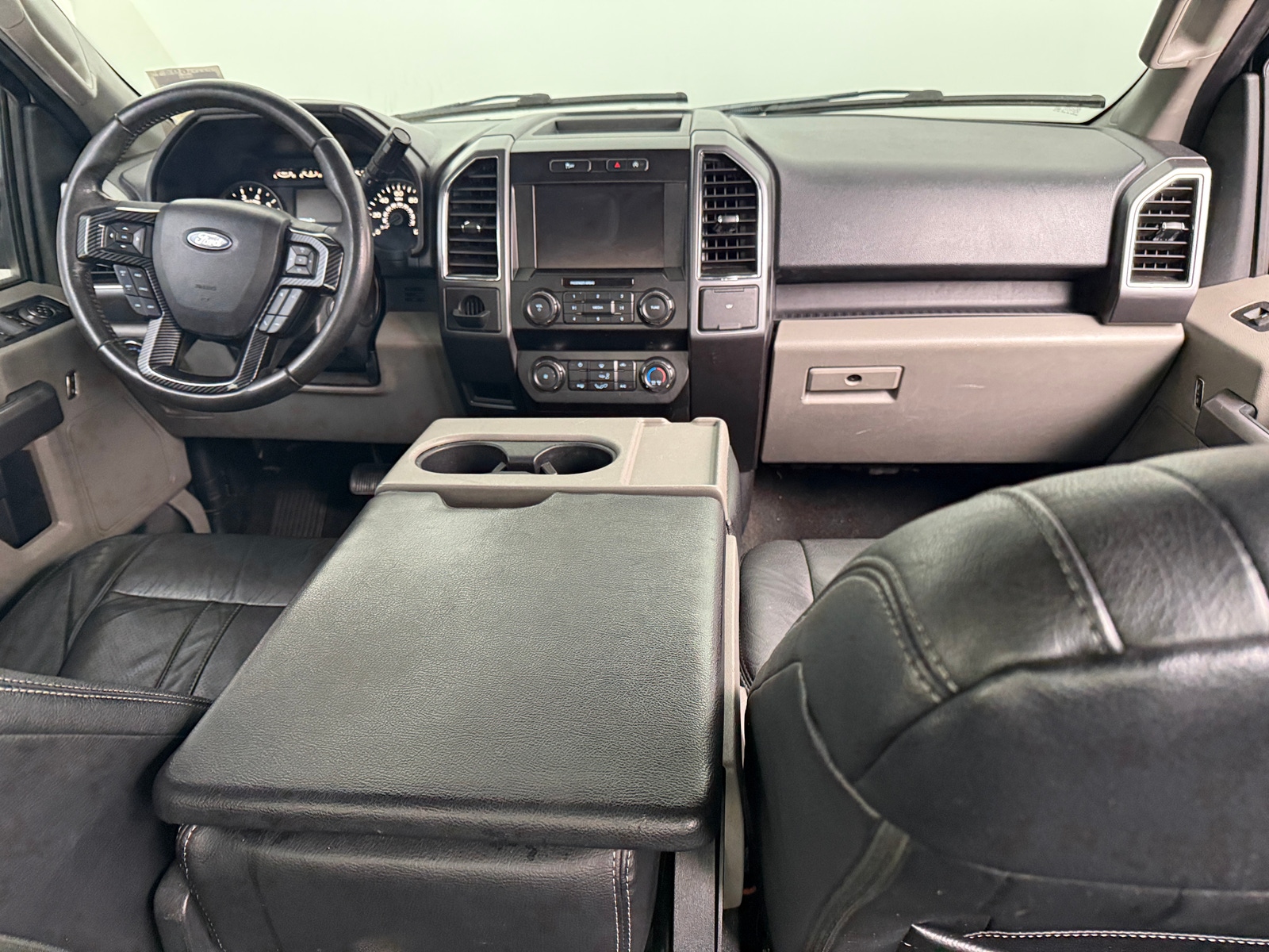 Thumbnail: 2019 Ford Econoline - 3