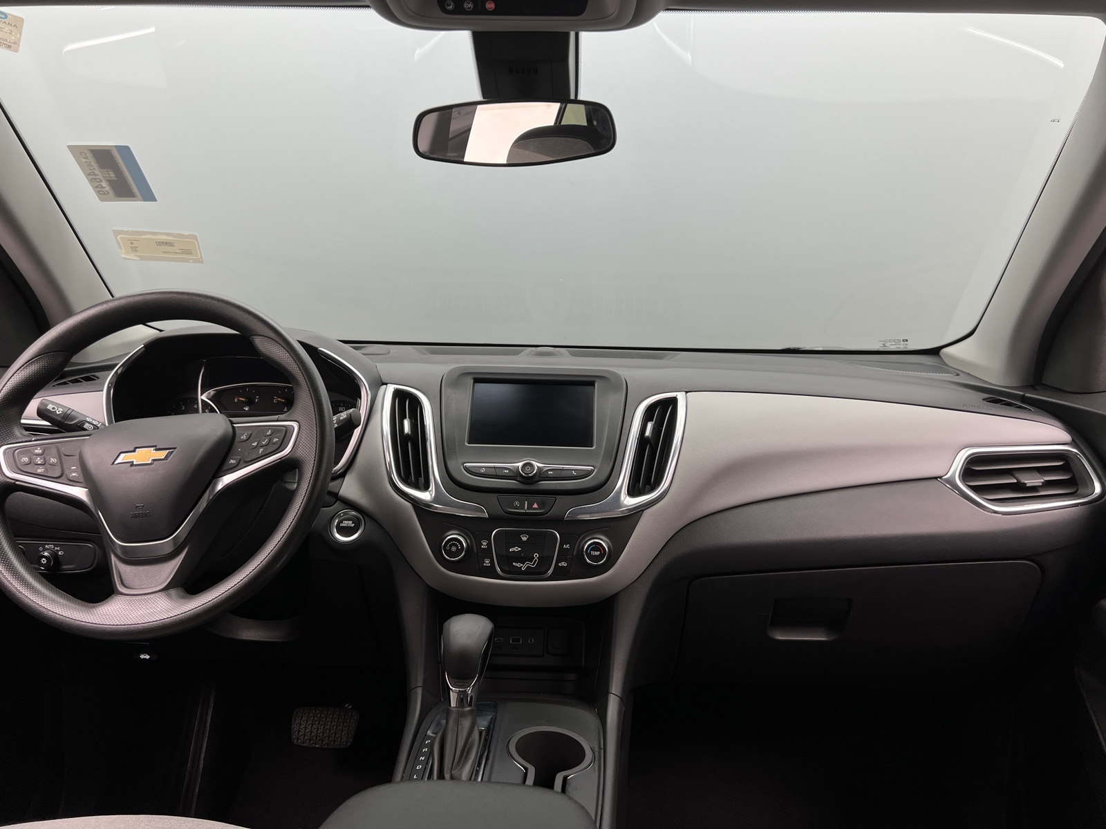 Thumbnail: 2023 Chevrolet Equinox - 3